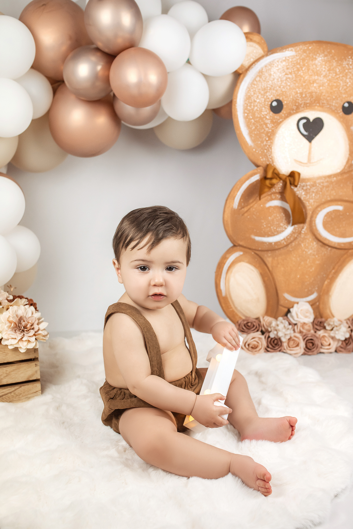 smash_the_cake_sessao_smash_the_cake_fotografia_smash_the_cake_primeiro_aniversario_bebe_sessao_aniversario_bebe_bolo_aniversario_bebe_cake_smash_baby_primeiro_ano_bebe_fotografia_aniversario_bebe_bebe_com_bolo_baby_cake_smash_sessao_1_ano_bebe_festa_prim