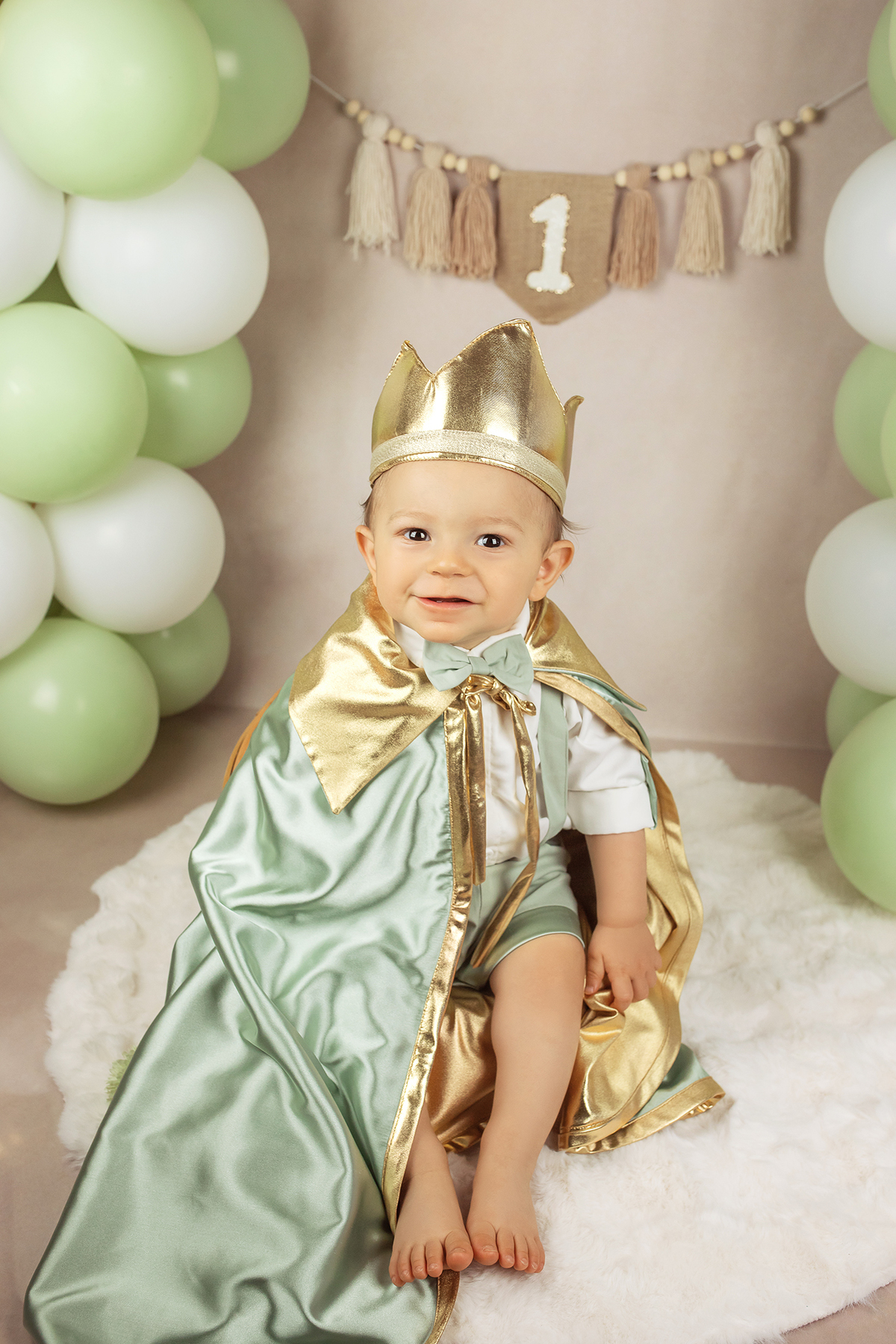 smash_the_cake_sessao_smash_the_cake_fotografia_smash_the_cake_primeiro_aniversario_bebe_sessao_aniversario_bebe_bolo_aniversario_bebe_cake_smash_baby_primeiro_ano_bebe_fotografia_aniversario_bebe_bebe_com_bolo_baby_cake_smash_sessao_1_ano_bebe_festa_prim