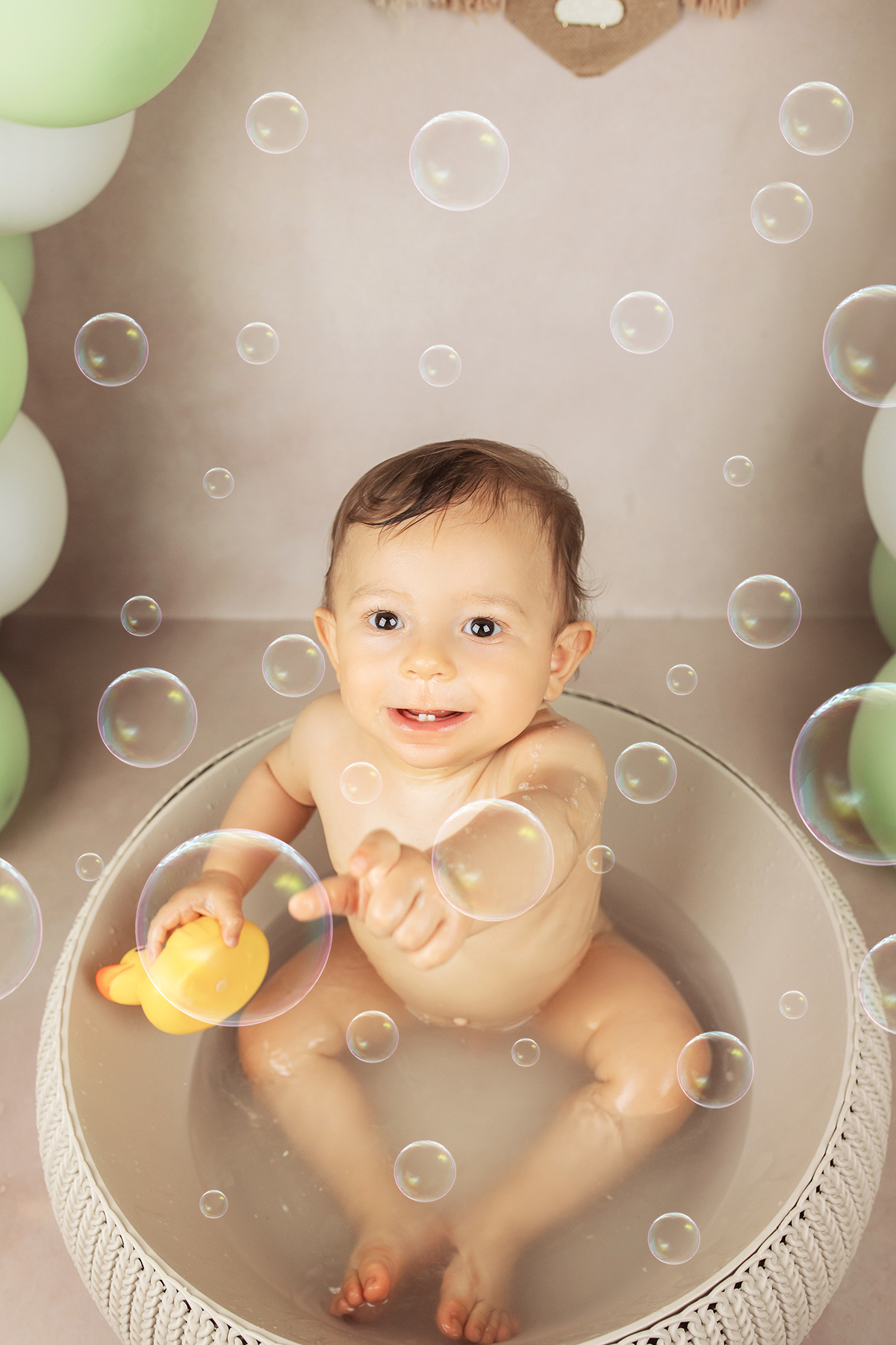 smash_the_cake_sessao_smash_the_cake_fotografia_smash_the_cake_primeiro_aniversario_bebe_sessao_aniversario_bebe_bolo_aniversario_bebe_cake_smash_baby_primeiro_ano_bebe_fotografia_aniversario_bebe_bebe_com_bolo_baby_cake_smash_sessao_1_ano_bebe_festa_prim