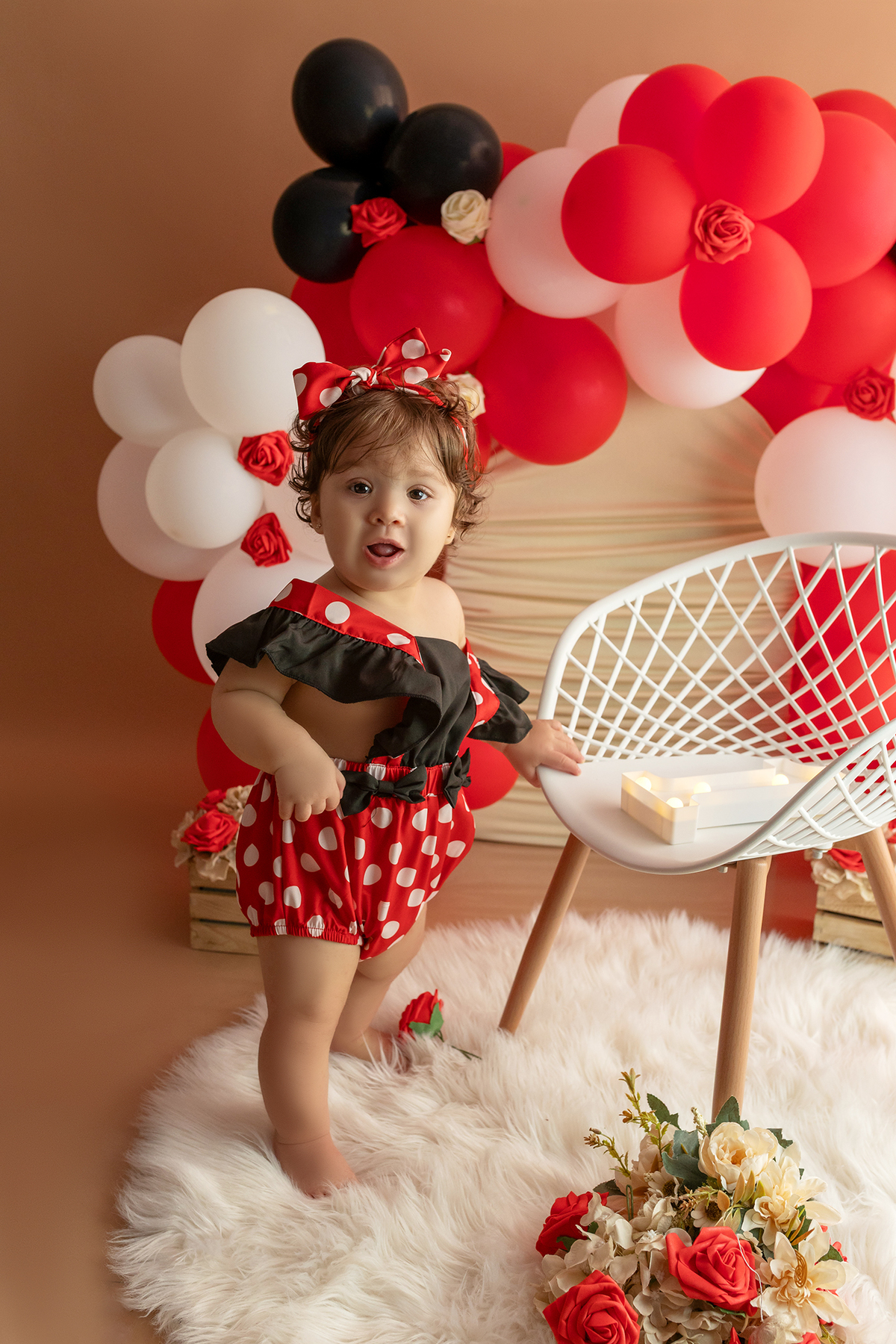 smash_the_cake_sessao_smash_the_cake_fotografia_smash_the_cake_primeiro_aniversario_bebe_sessao_aniversario_bebe_bolo_aniversario_bebe_cake_smash_baby_primeiro_ano_bebe_fotografia_aniversario_bebe_bebe_com_bolo_baby_cake_smash_sessao_1_ano_bebe_festa_prim