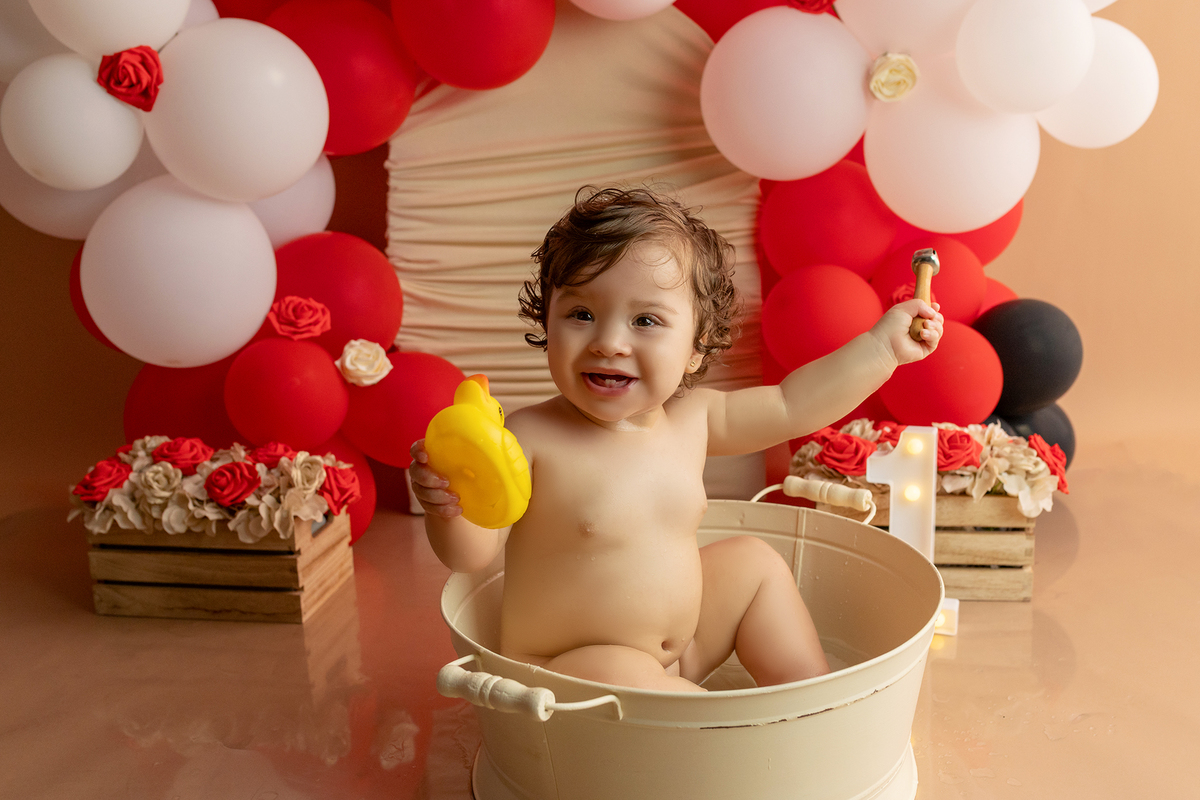 smash_the_cake_sessao_smash_the_cake_fotografia_smash_the_cake_primeiro_aniversario_bebe_sessao_aniversario_bebe_bolo_aniversario_bebe_cake_smash_baby_primeiro_ano_bebe_fotografia_aniversario_bebe_bebe_com_bolo_baby_cake_smash_sessao_1_ano_bebe_festa_prim