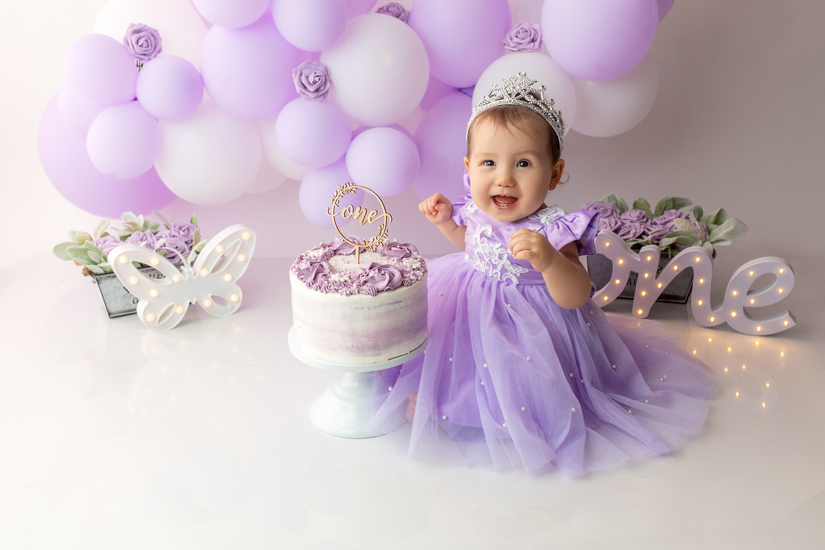 smash_the_cake_sessao_smash_the_cake_fotografia_smash_the_cake_primeiro_aniversario_bebe_sessao_aniversario_bebe_bolo_aniversario_bebe_cake_smash_baby_primeiro_ano_bebe_fotografia_aniversario_bebe_bebe_com_bolo_baby_cake_smash_sessao_1_ano_bebe_festa_prim