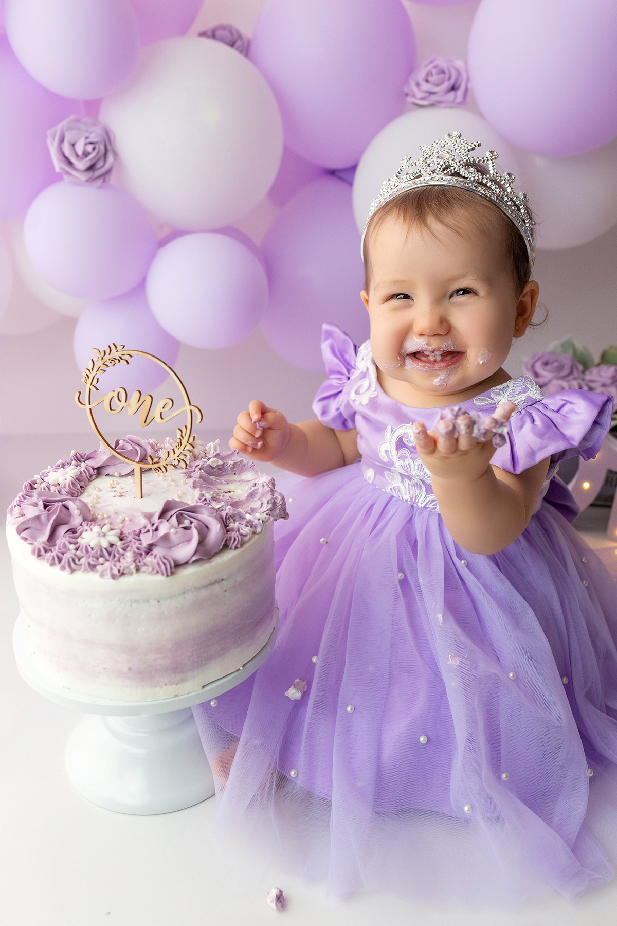 smash_the_cake_sessao_smash_the_cake_fotografia_smash_the_cake_primeiro_aniversario_bebe_sessao_aniversario_bebe_bolo_aniversario_bebe_cake_smash_baby_primeiro_ano_bebe_fotografia_aniversario_bebe_bebe_com_bolo_baby_cake_smash_sessao_1_ano_bebe_festa_prim