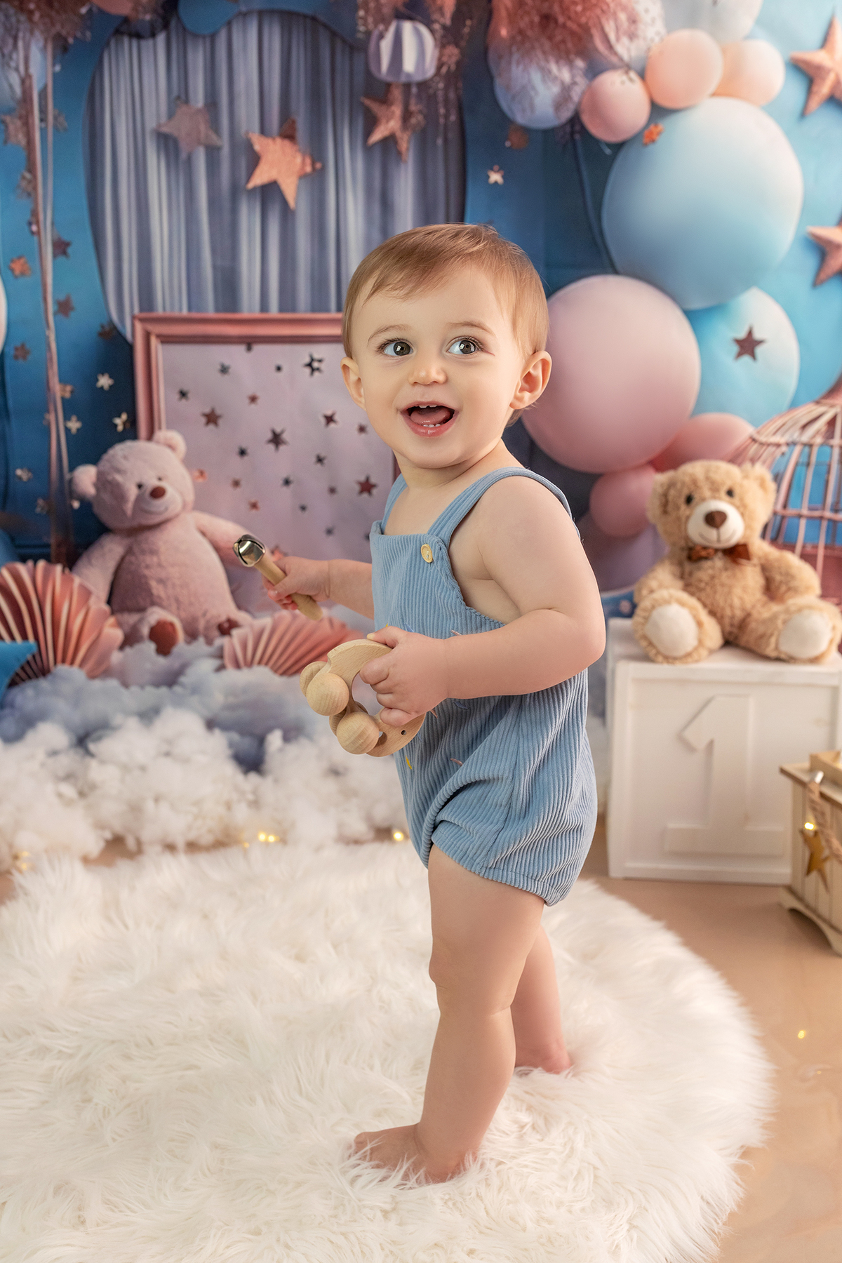 smash_the_cake_sessao_smash_the_cake_fotografia_smash_the_cake_primeiro_aniversario_bebe_sessao_aniversario_bebe_bolo_aniversario_bebe_cake_smash_baby_primeiro_ano_bebe_fotografia_aniversario_bebe_bebe_com_bolo_baby_cake_smash_sessao_1_ano_bebe_festa_prim