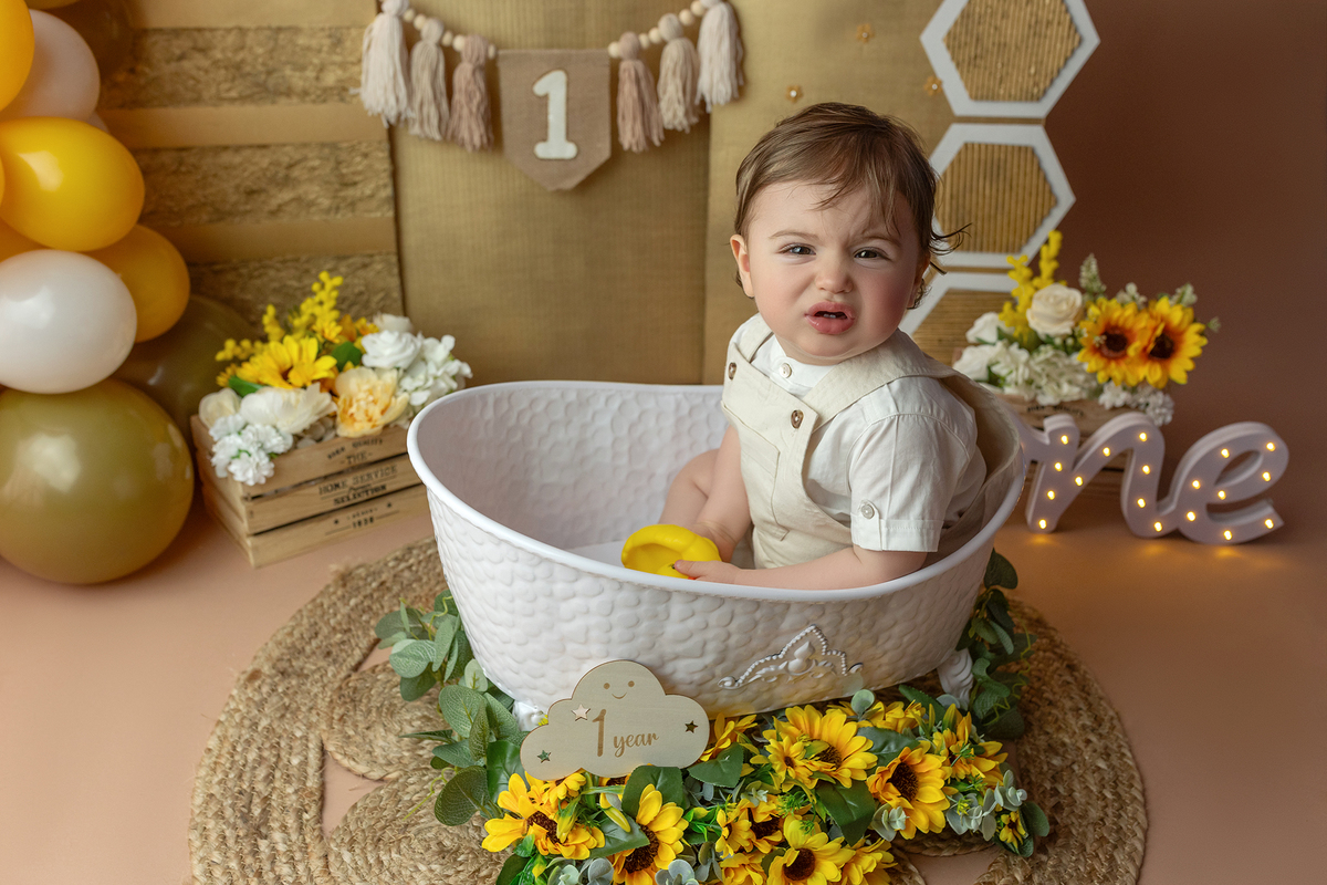 aniversario_1_ano festa_1_ano primeiro_aniversario smash_the_cake ensaio_smash_the_cake sessao_1_ano fotos_1_ano fotografia_bebe fotografia_infantil festa_infantil decoracao_1_ano bolo_1_ano ideias_1_ano fotografo_bebe fotografo_infantil_madeira