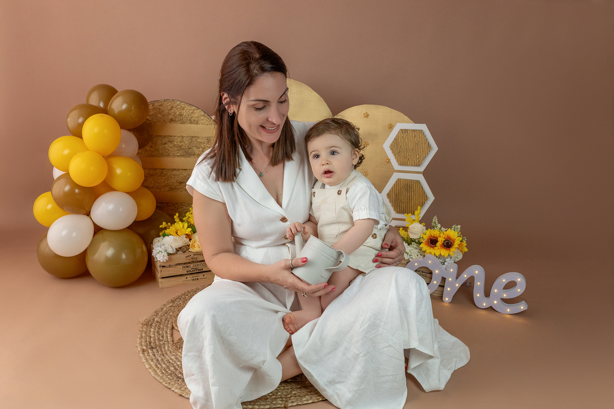 aniversario_1_ano festa_1_ano primeiro_aniversario smash_the_cake ensaio_smash_the_cake sessao_1_ano fotos_1_ano fotografia_bebe fotografia_infantil festa_infantil decoracao_1_ano bolo_1_ano ideias_1_ano fotografo_bebe fotografo_infantil_madeira