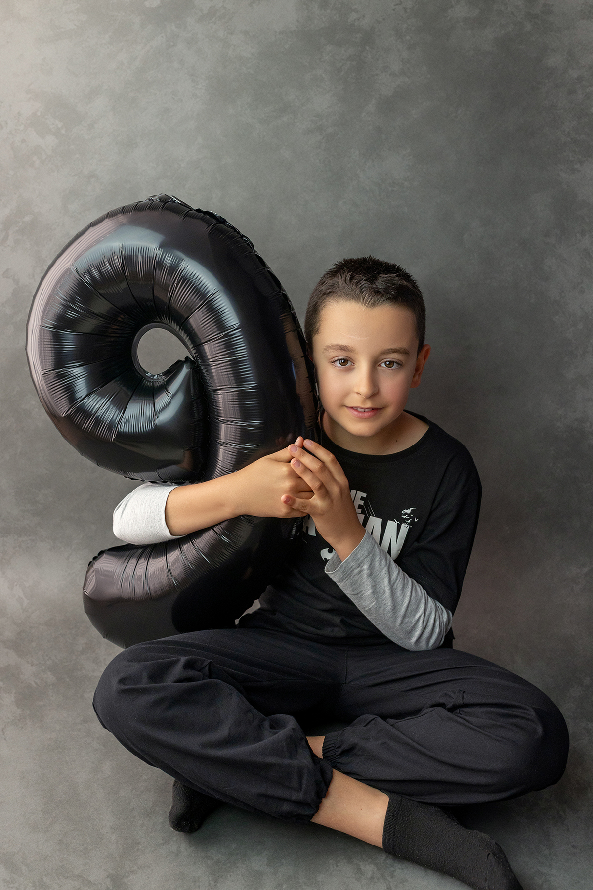 aniversario_9_anos festa_9_anos festa_infantil primeiro_aniversario_9anos fotos_9_anos sessao_9_anos fotografia_infantil fotografia_crianca ensaio_infantil festa_tematica decoracao_festa_9anos bolo_9_anos ideias_festa_9anos fotografo_infantil fotografo_po