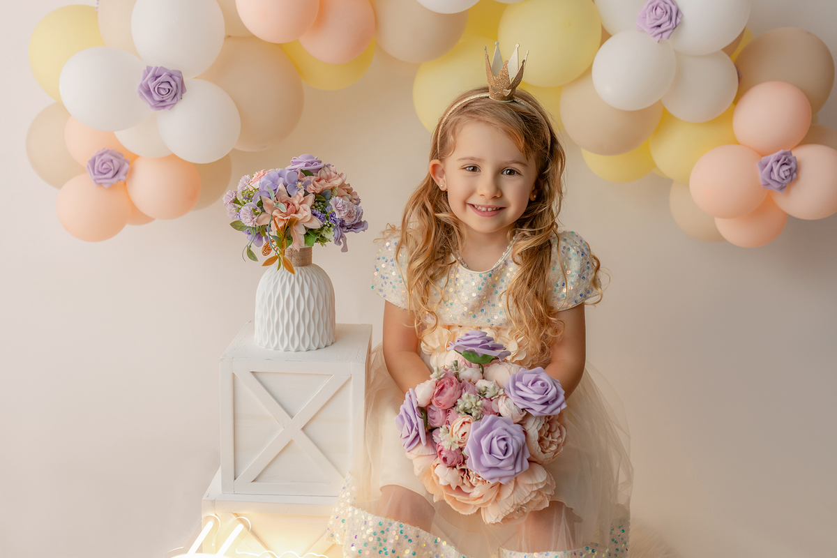 aniversario_4_anos festa_4_anos fotos_4_anos sessao_4_anos fotografia_infantil fotografia_crianca ensaio_infantil festa_infantil festa_crianca decoracao_festa_4anos bolo_4_anos ideias_festa_4anos aniversario_crianca momentos_unicos criancas_felizes festas