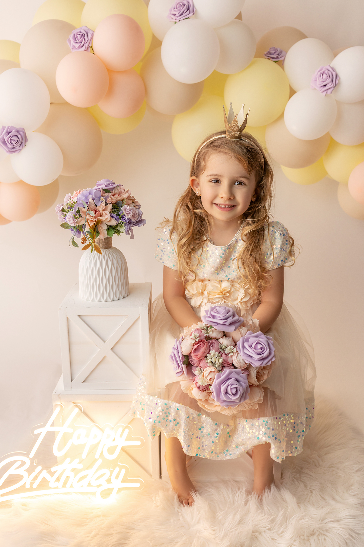 aniversario_4_anos festa_4_anos fotos_4_anos sessao_4_anos fotografia_infantil fotografia_crianca ensaio_infantil festa_infantil festa_crianca decoracao_festa_4anos bolo_4_anos ideias_festa_4anos aniversario_crianca momentos_unicos criancas_felizes festas