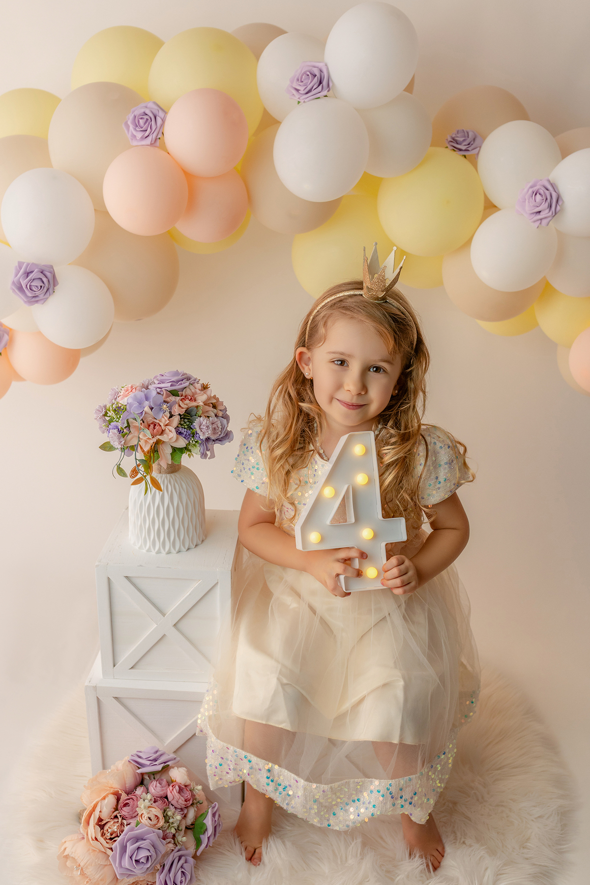 aniversario_4_anos festa_4_anos fotos_4_anos sessao_4_anos fotografia_infantil fotografia_crianca ensaio_infantil festa_infantil festa_crianca decoracao_festa_4anos bolo_4_anos ideias_festa_4anos aniversario_crianca momentos_unicos criancas_felizes festas