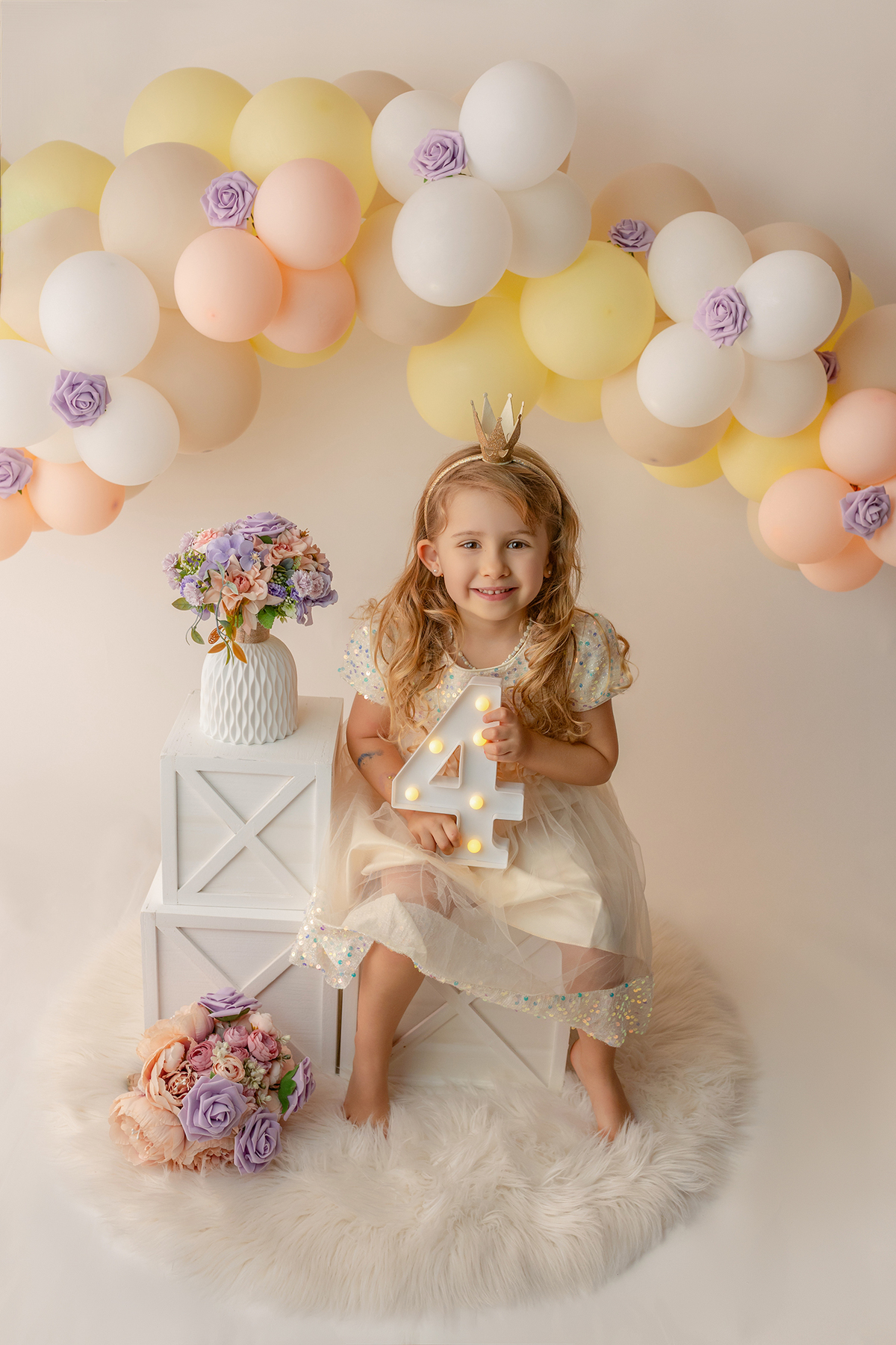 aniversario_4_anos festa_4_anos fotos_4_anos sessao_4_anos fotografia_infantil fotografia_crianca ensaio_infantil festa_infantil festa_crianca decoracao_festa_4anos bolo_4_anos ideias_festa_4anos aniversario_crianca momentos_unicos criancas_felizes festas