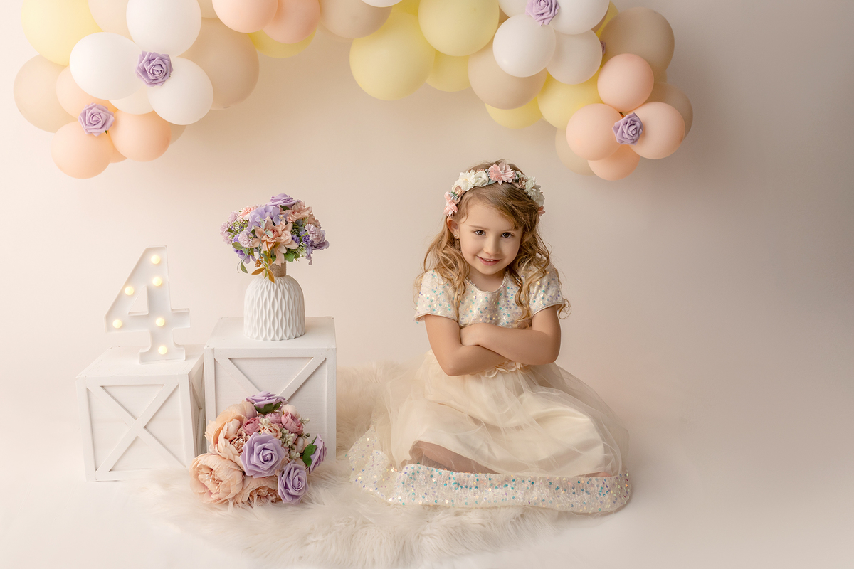 aniversario_4_anos festa_4_anos fotos_4_anos sessao_4_anos fotografia_infantil fotografia_crianca ensaio_infantil festa_infantil festa_crianca decoracao_festa_4anos bolo_4_anos ideias_festa_4anos aniversario_crianca momentos_unicos criancas_felizes festas