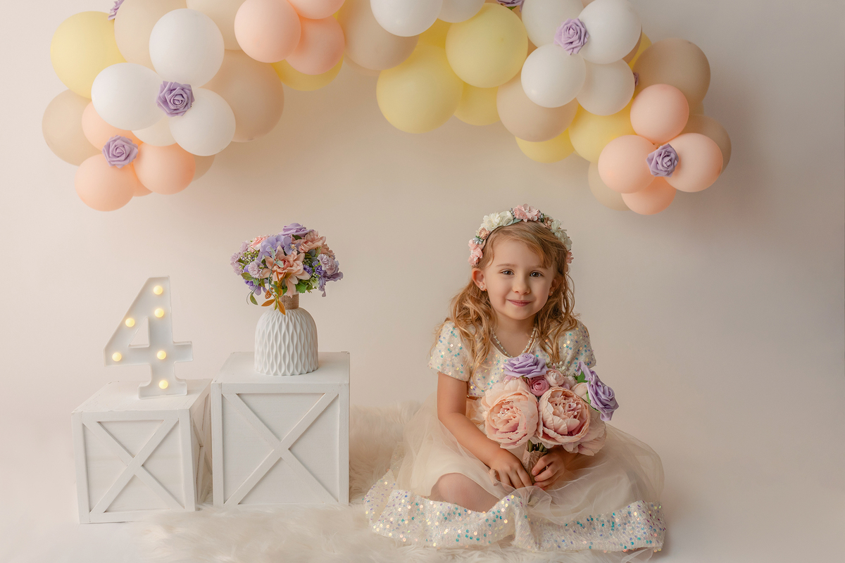 aniversario_4_anos festa_4_anos fotos_4_anos sessao_4_anos fotografia_infantil fotografia_crianca ensaio_infantil festa_infantil festa_crianca decoracao_festa_4anos bolo_4_anos ideias_festa_4anos aniversario_crianca momentos_unicos criancas_felizes festas