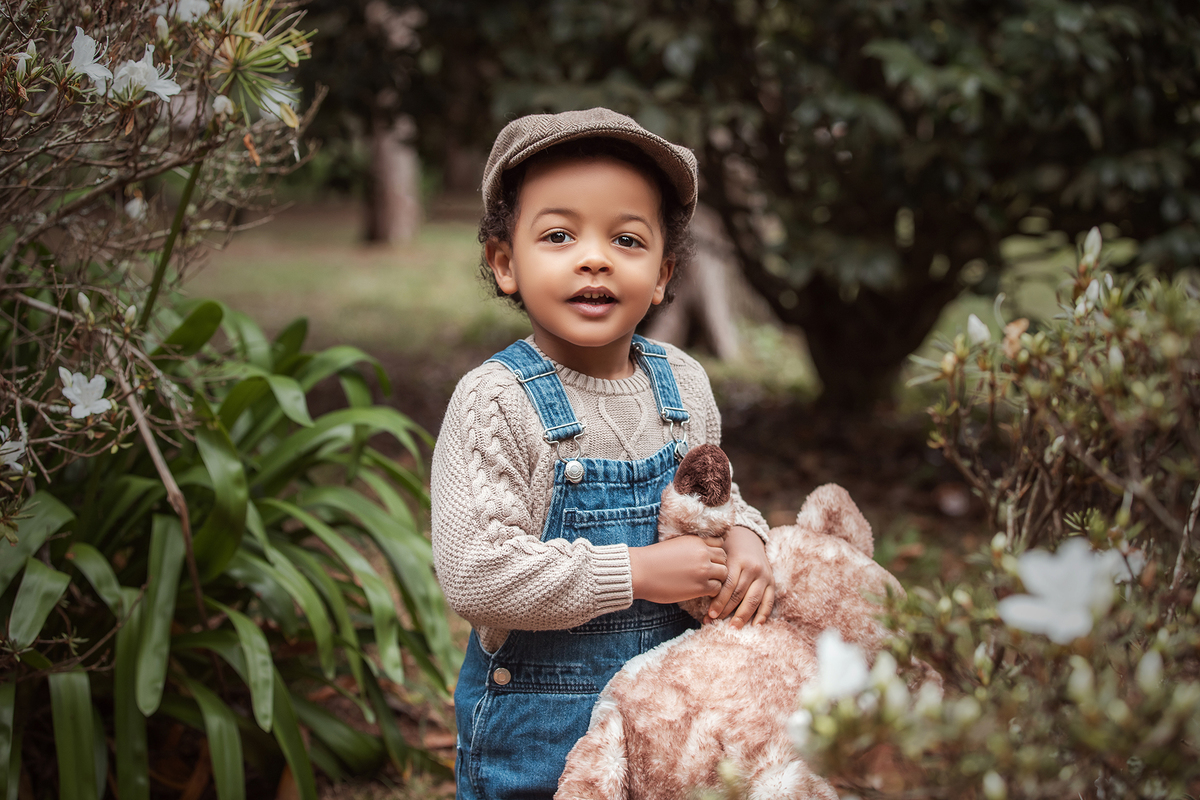 aniversario_3_anos sessao_3_anos sessao_externa fotos_3_anos fotografia_infantil fotografia_crianca ensaio_infantil menino_3_anos fotos_ao_ar_livre natureza brincadeira aventura curiosidade energia diversao momentos_unicos criancas_felizes espontaneidade 