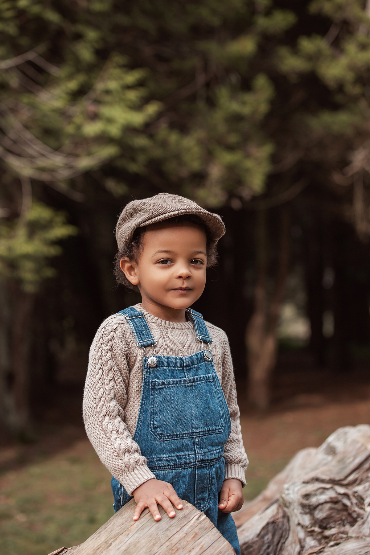 aniversario_3_anos sessao_3_anos sessao_externa fotos_3_anos fotografia_infantil fotografia_crianca ensaio_infantil menino_3_anos fotos_ao_ar_livre natureza brincadeira aventura curiosidade energia diversao momentos_unicos criancas_felizes espontaneidade 