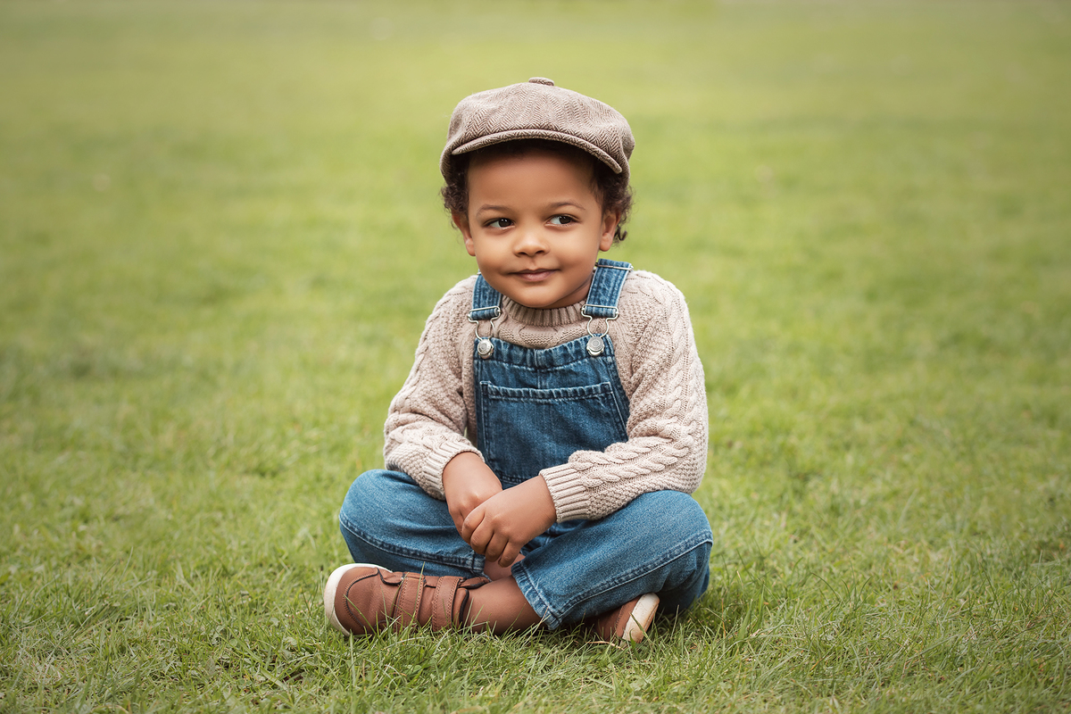 aniversario_3_anos sessao_3_anos sessao_externa fotos_3_anos fotografia_infantil fotografia_crianca ensaio_infantil menino_3_anos fotos_ao_ar_livre natureza brincadeira aventura curiosidade energia diversao momentos_unicos criancas_felizes espontaneidade 