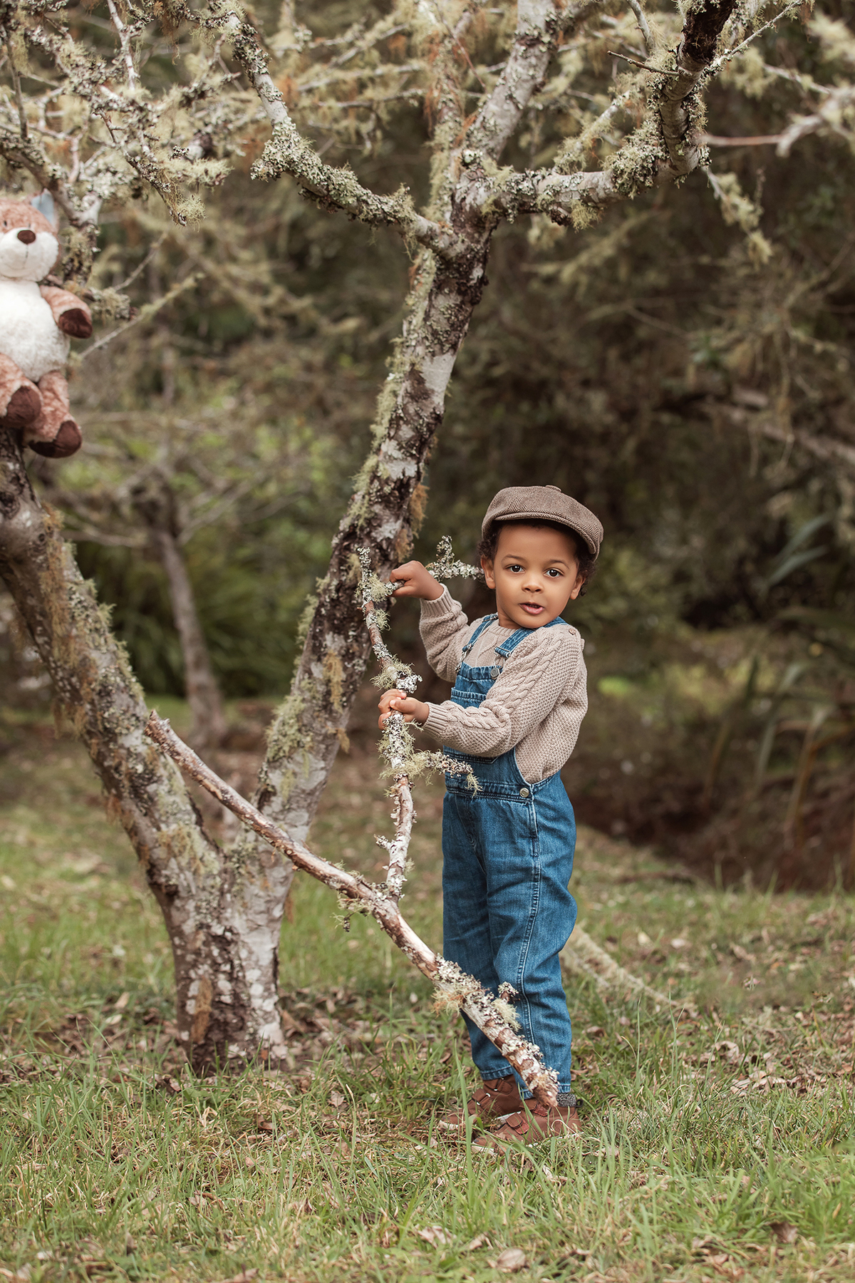 aniversario_3_anos sessao_3_anos sessao_externa fotos_3_anos fotografia_infantil fotografia_crianca ensaio_infantil menino_3_anos fotos_ao_ar_livre natureza brincadeira aventura curiosidade energia diversao momentos_unicos criancas_felizes espontaneidade 