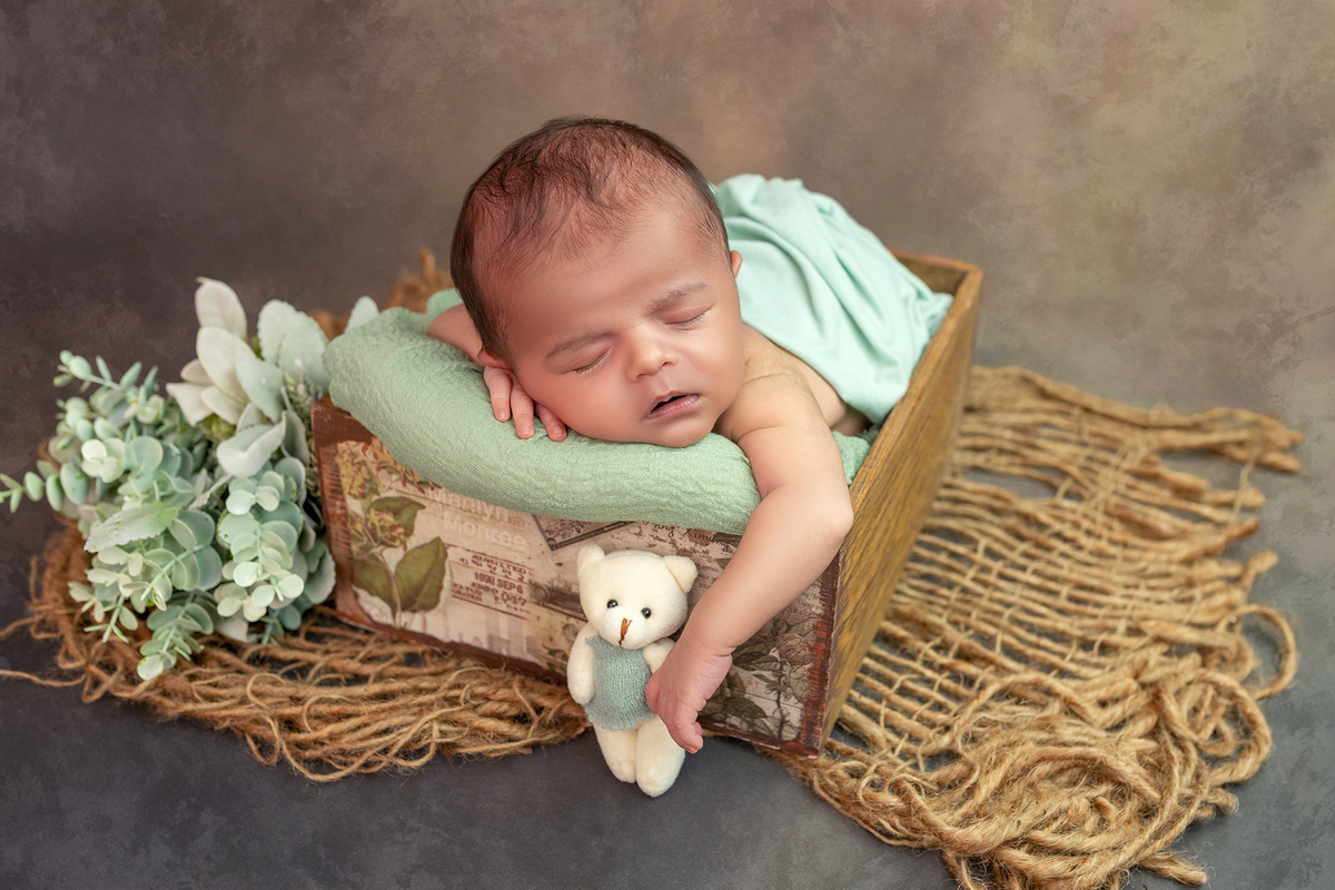 acompanhamento_mensal_fotografia_infantil_fotografia_bebe_ensaio_infantil_crescimento_bebe_primeiro_ano_estudio_fotografico_luz_estudio_maternidade_memorias_familia_criancas_felizes_espontaneidade_momentos_unicos_amor_familia