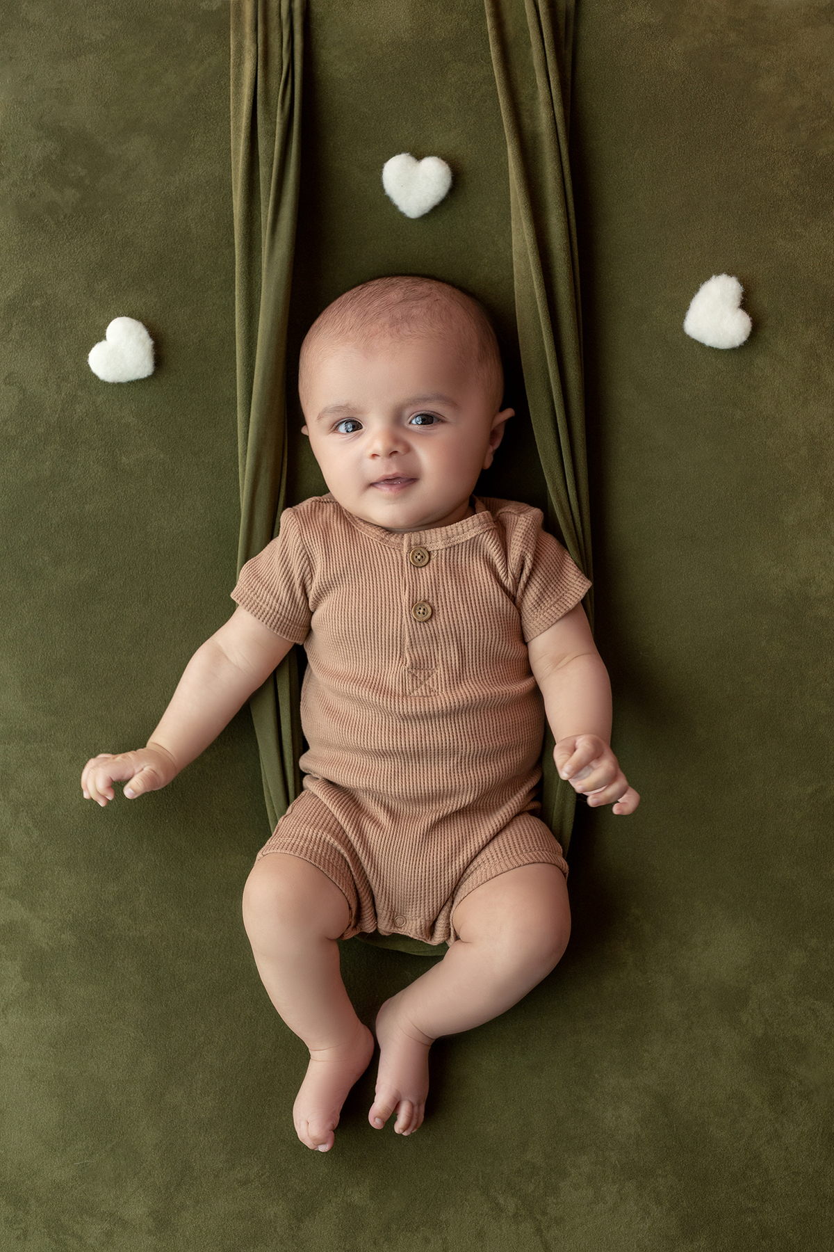 acompanhamento_mensal_fotografia_infantil_fotografia_bebe_ensaio_infantil_crescimento_bebe_primeiro_ano_estudio_fotografico_luz_estudio_maternidade_memorias_familia_criancas_felizes_espontaneidade_momentos_unicos_amor_familia