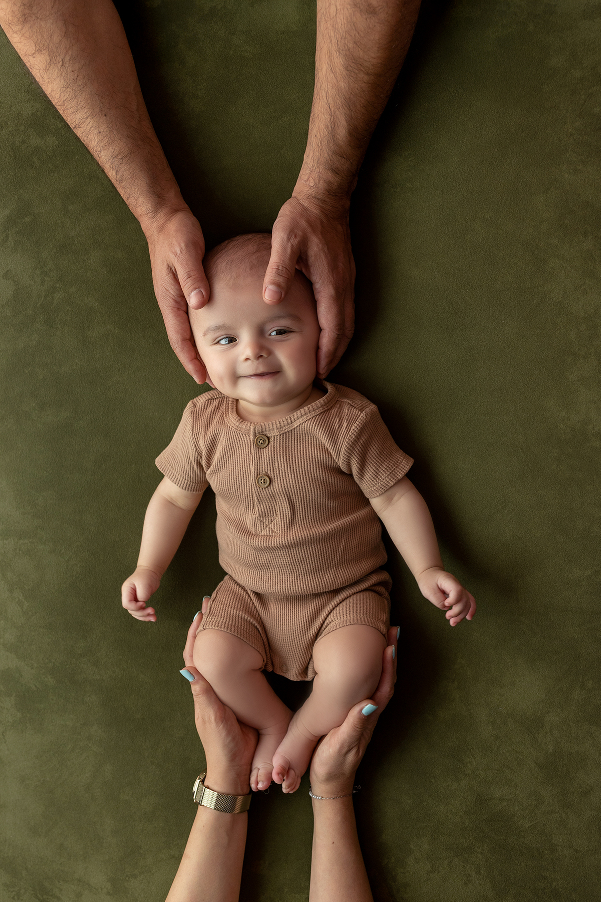 acompanhamento_mensal_fotografia_infantil_fotografia_bebe_ensaio_infantil_crescimento_bebe_primeiro_ano_estudio_fotografico_luz_estudio_maternidade_memorias_familia_criancas_felizes_espontaneidade_momentos_unicos_amor_familia