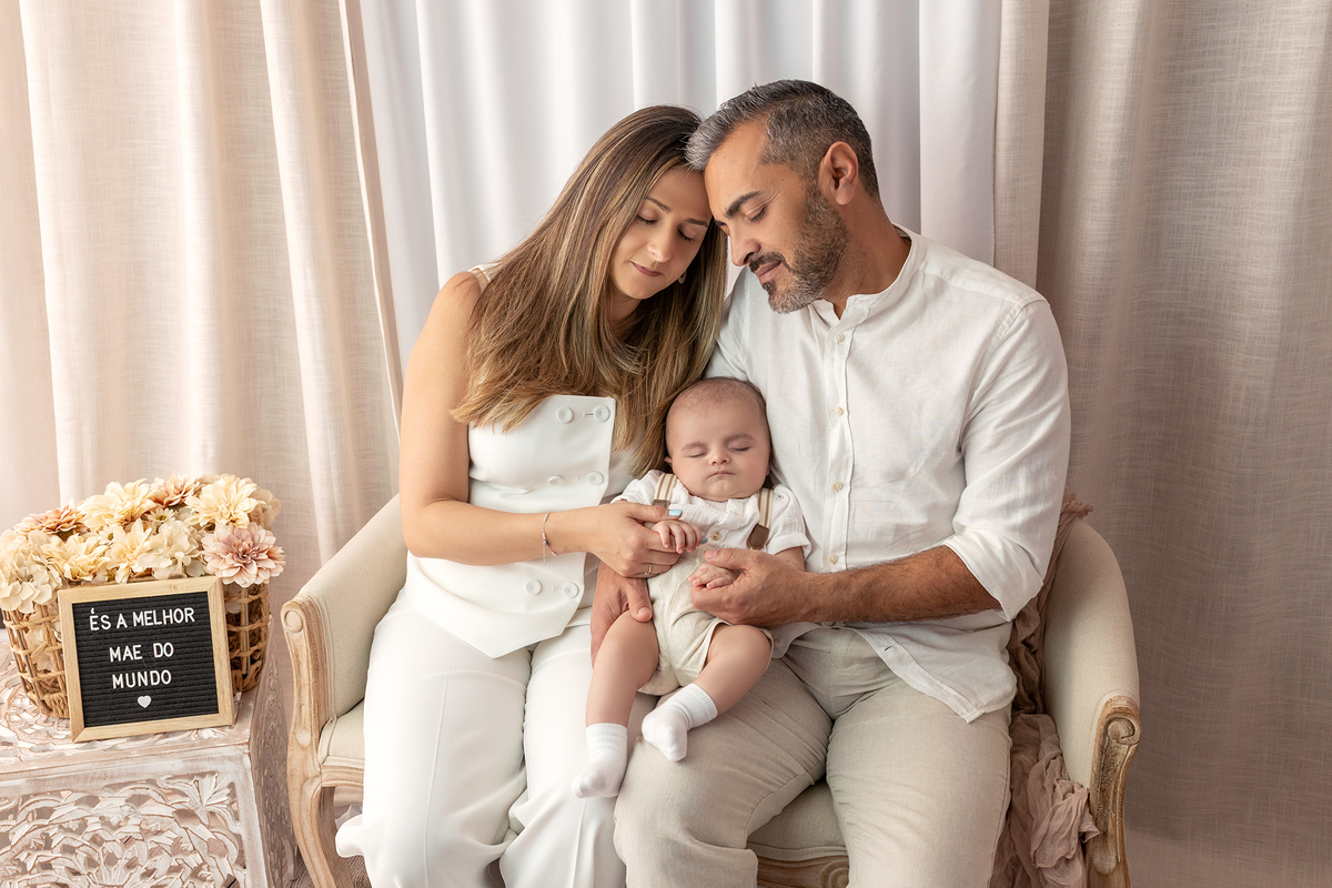 acompanhamento_mensal_fotografia_infantil_fotografia_bebe_ensaio_infantil_crescimento_bebe_primeiro_ano_estudio_fotografico_luz_estudio_maternidade_memorias_familia_criancas_felizes_espontaneidade_momentos_unicos_amor_familia