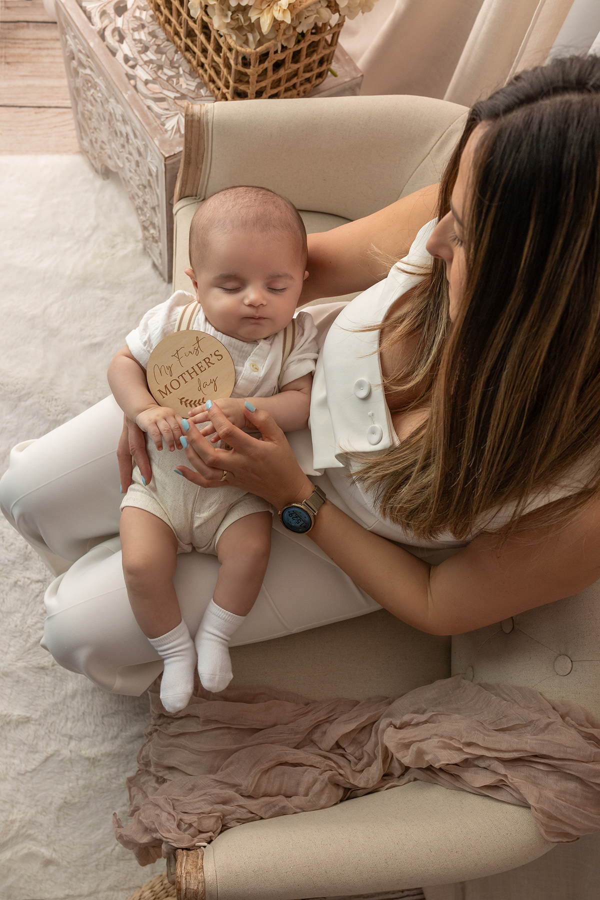 acompanhamento_mensal_fotografia_infantil_fotografia_bebe_ensaio_infantil_crescimento_bebe_primeiro_ano_estudio_fotografico_luz_estudio_maternidade_memorias_familia_criancas_felizes_espontaneidade_momentos_unicos_amor_familia