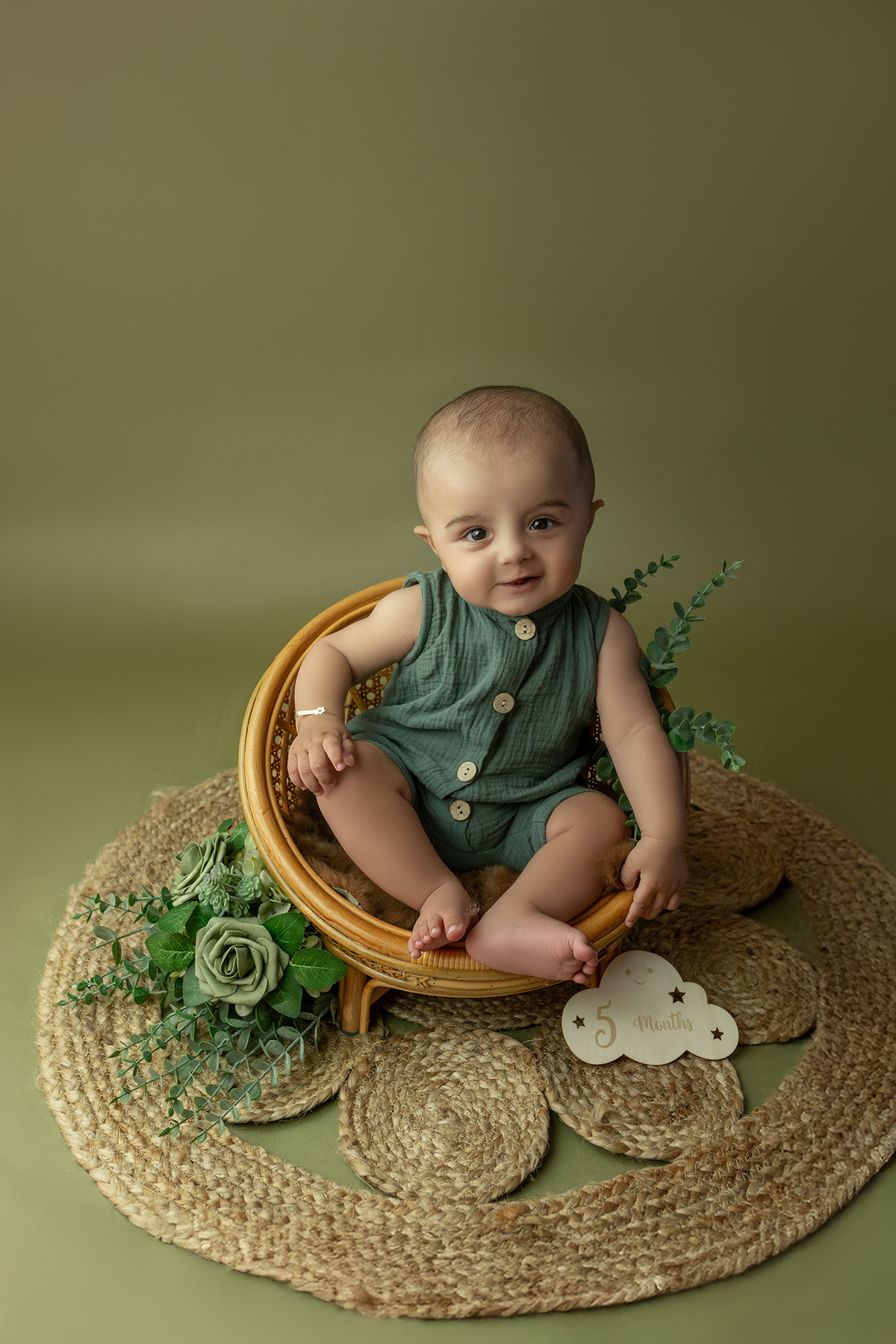acompanhamento_mensal_fotografia_infantil_fotografia_bebe_ensaio_infantil_crescimento_bebe_primeiro_ano_estudio_fotografico_luz_estudio_maternidade_memorias_familia_criancas_felizes_espontaneidade_momentos_unicos_amor_familia