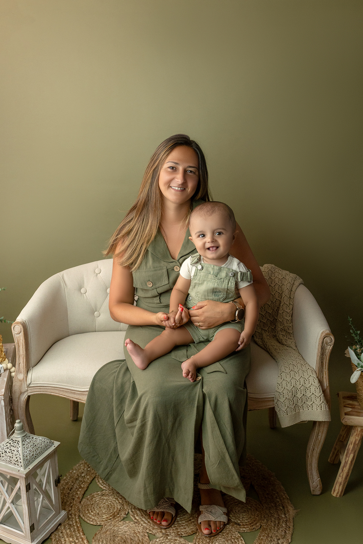 acompanhamento_mensal_fotografia_infantil_fotografia_bebe_ensaio_infantil_crescimento_bebe_primeiro_ano_estudio_fotografico_luz_estudio_maternidade_memorias_familia_criancas_felizes_espontaneidade_momentos_unicos_amor_familia
