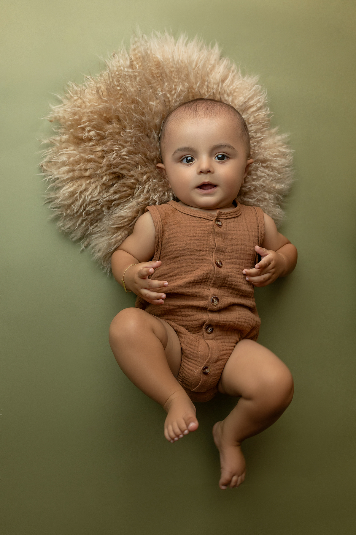 acompanhamento_mensal_fotografia_infantil_fotografia_bebe_ensaio_infantil_crescimento_bebe_primeiro_ano_estudio_fotografico_luz_estudio_maternidade_memorias_familia_criancas_felizes_espontaneidade_momentos_unicos_amor_familia