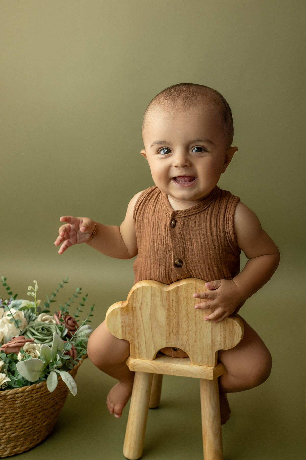 acompanhamento_mensal_fotografia_infantil_fotografia_bebe_ensaio_infantil_crescimento_bebe_primeiro_ano_estudio_fotografico_luz_estudio_maternidade_memorias_familia_criancas_felizes_espontaneidade_momentos_unicos_amor_familia