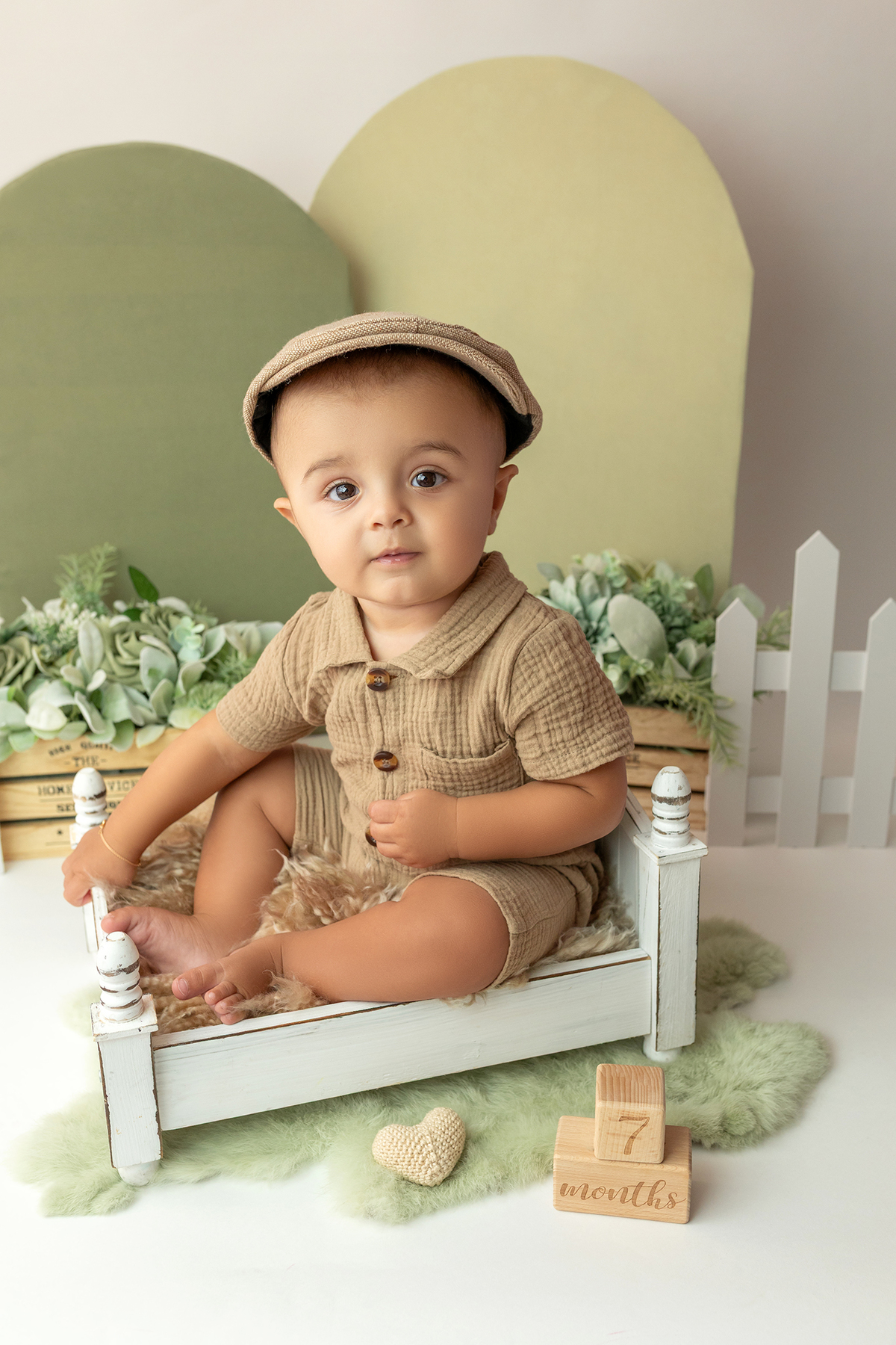acompanhamento_mensal_fotografia_infantil_fotografia_bebe_ensaio_infantil_crescimento_bebe_primeiro_ano_estudio_fotografico_luz_estudio_maternidade_memorias_familia_criancas_felizes_espontaneidade_momentos_unicos_amor_familia