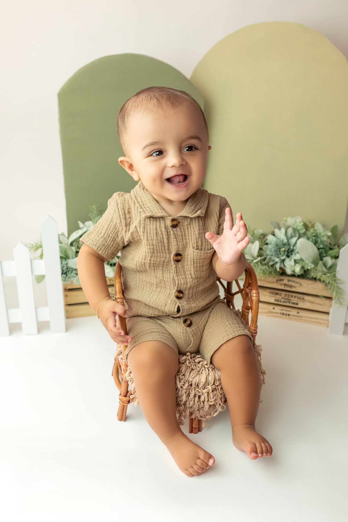 acompanhamento_mensal_fotografia_infantil_fotografia_bebe_ensaio_infantil_crescimento_bebe_primeiro_ano_estudio_fotografico_luz_estudio_maternidade_memorias_familia_criancas_felizes_espontaneidade_momentos_unicos_amor_familia