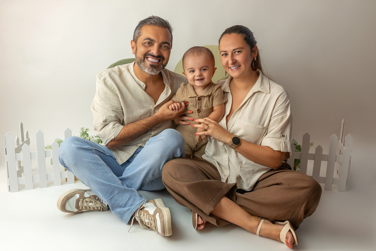 acompanhamento_mensal_fotografia_infantil_fotografia_bebe_ensaio_infantil_crescimento_bebe_primeiro_ano_estudio_fotografico_luz_estudio_maternidade_memorias_familia_criancas_felizes_espontaneidade_momentos_unicos_amor_familia