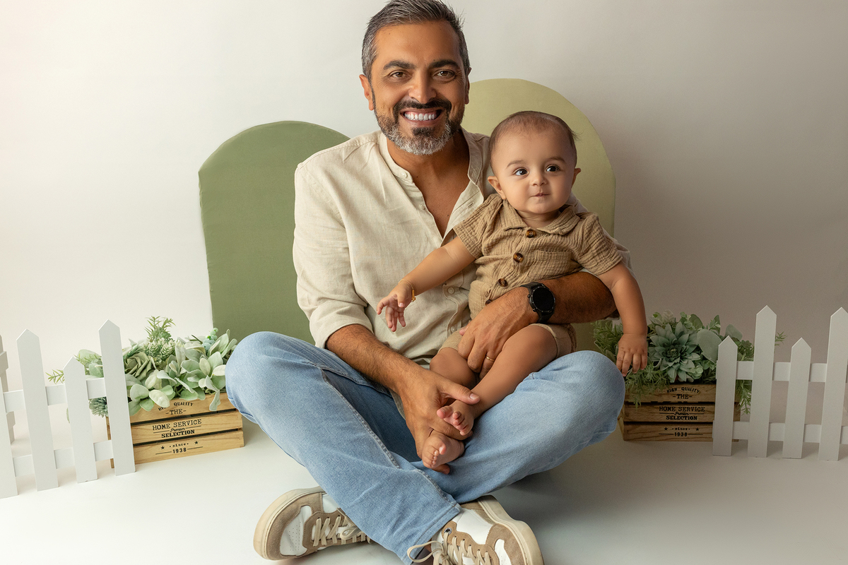 acompanhamento_mensal_fotografia_infantil_fotografia_bebe_ensaio_infantil_crescimento_bebe_primeiro_ano_estudio_fotografico_luz_estudio_maternidade_memorias_familia_criancas_felizes_espontaneidade_momentos_unicos_amor_familia