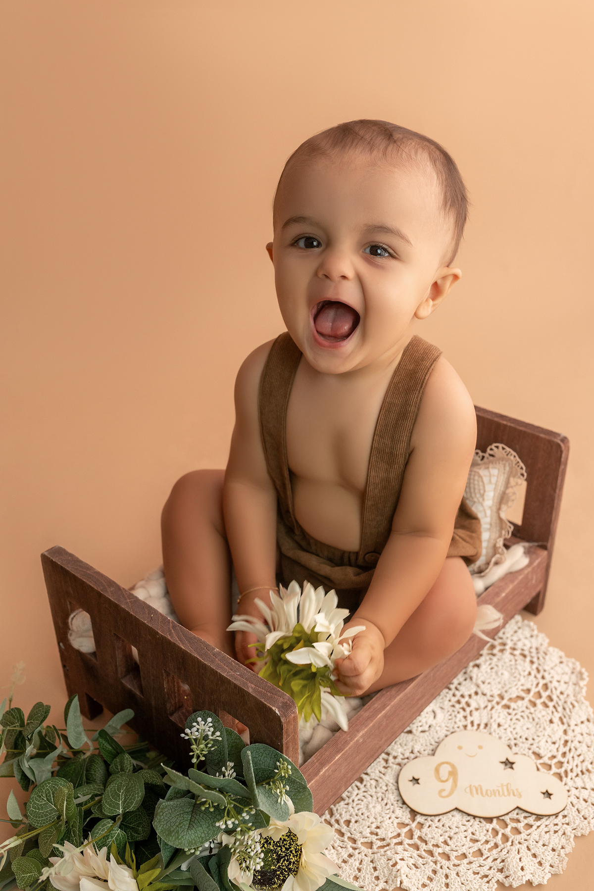 acompanhamento_mensal_fotografia_infantil_fotografia_bebe_ensaio_infantil_crescimento_bebe_primeiro_ano_estudio_fotografico_luz_estudio_maternidade_memorias_familia_criancas_felizes_espontaneidade_momentos_unicos_amor_familia