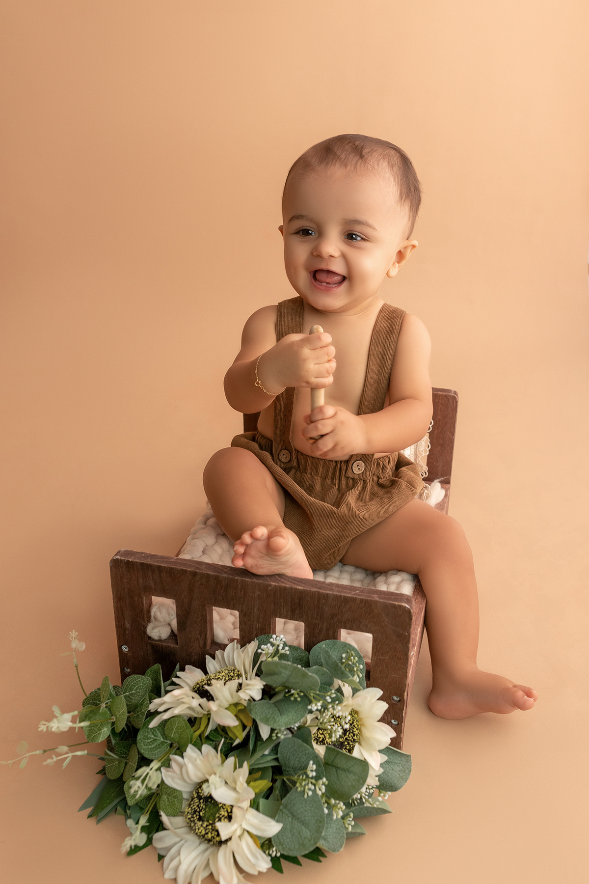 acompanhamento_mensal_fotografia_infantil_fotografia_bebe_ensaio_infantil_crescimento_bebe_primeiro_ano_estudio_fotografico_luz_estudio_maternidade_memorias_familia_criancas_felizes_espontaneidade_momentos_unicos_amor_familia