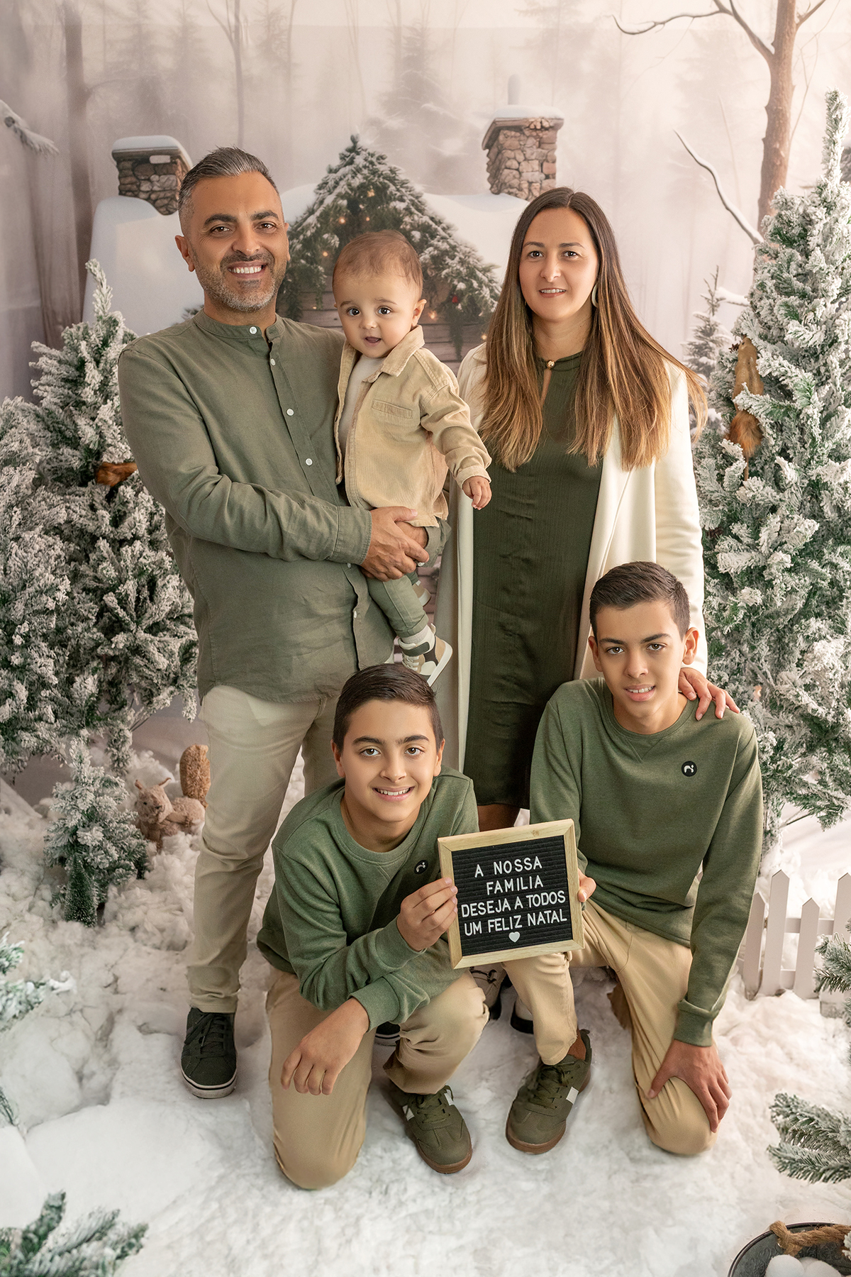 acompanhamento_mensal_fotografia_infantil_fotografia_bebe_ensaio_infantil_crescimento_bebe_primeiro_ano_estudio_fotografico_luz_estudio_maternidade_memorias_familia_criancas_felizes_espontaneidade_momentos_unicos_amor_familia