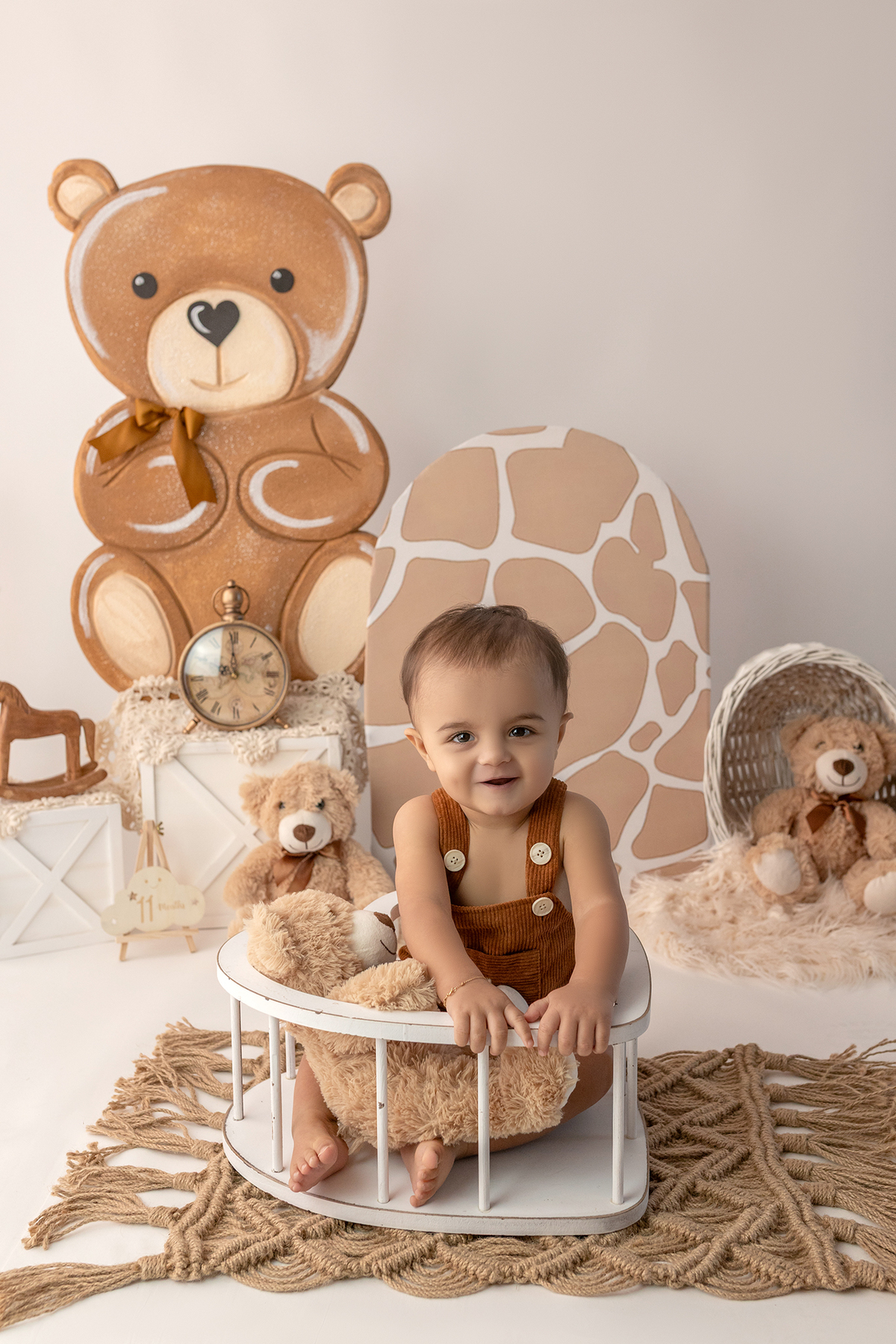acompanhamento_mensal_fotografia_infantil_fotografia_bebe_ensaio_infantil_crescimento_bebe_primeiro_ano_estudio_fotografico_luz_estudio_maternidade_memorias_familia_criancas_felizes_espontaneidade_momentos_unicos_amor_familia
