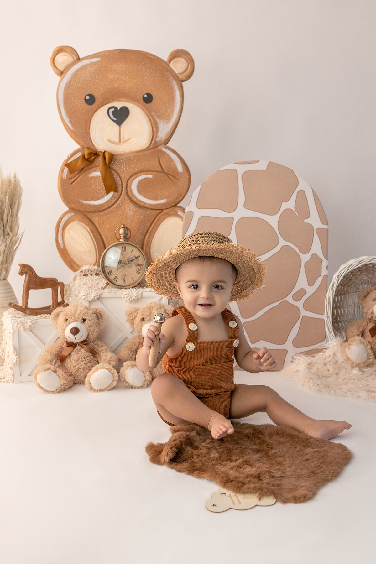 acompanhamento_mensal_fotografia_infantil_fotografia_bebe_ensaio_infantil_crescimento_bebe_primeiro_ano_estudio_fotografico_luz_estudio_maternidade_memorias_familia_criancas_felizes_espontaneidade_momentos_unicos_amor_familia