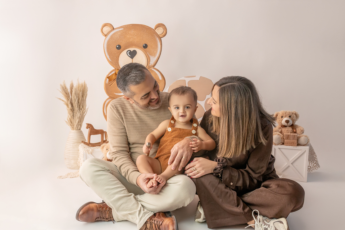 acompanhamento_mensal_fotografia_infantil_fotografia_bebe_ensaio_infantil_crescimento_bebe_primeiro_ano_estudio_fotografico_luz_estudio_maternidade_memorias_familia_criancas_felizes_espontaneidade_momentos_unicos_amor_familia
