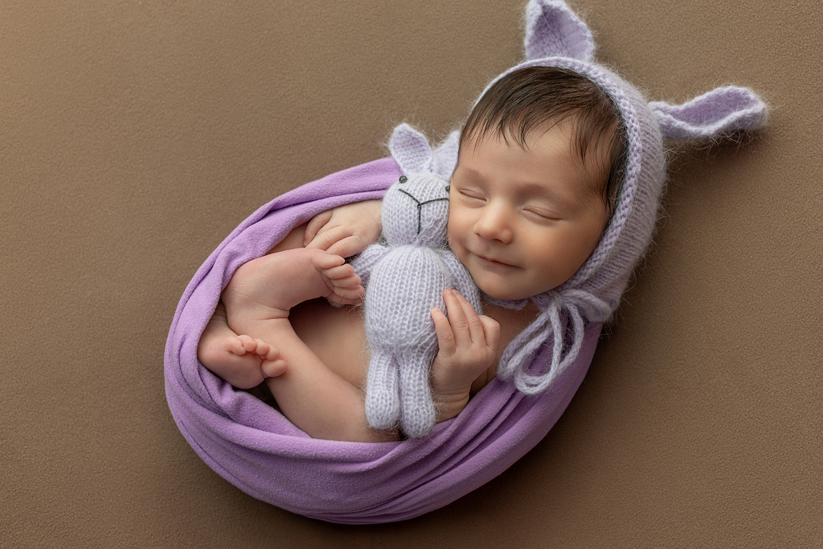 acompanhamento_mensal_fotografia_infantil_fotografia_bebe_ensaio_infantil_crescimento_bebe_primeiro_ano_estudio_fotografico_luz_estudio_maternidade_memorias_familia_criancas_felizes_espontaneidade_momentos_unicos_amor_familia