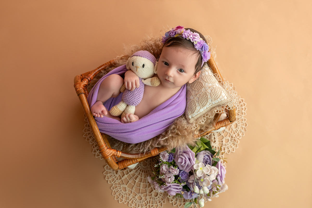 acompanhamento_mensal_fotografia_infantil_fotografia_bebe_ensaio_infantil_crescimento_bebe_primeiro_ano_estudio_fotografico_luz_estudio_maternidade_memorias_familia_criancas_felizes_espontaneidade_momentos_unicos_amor_familia