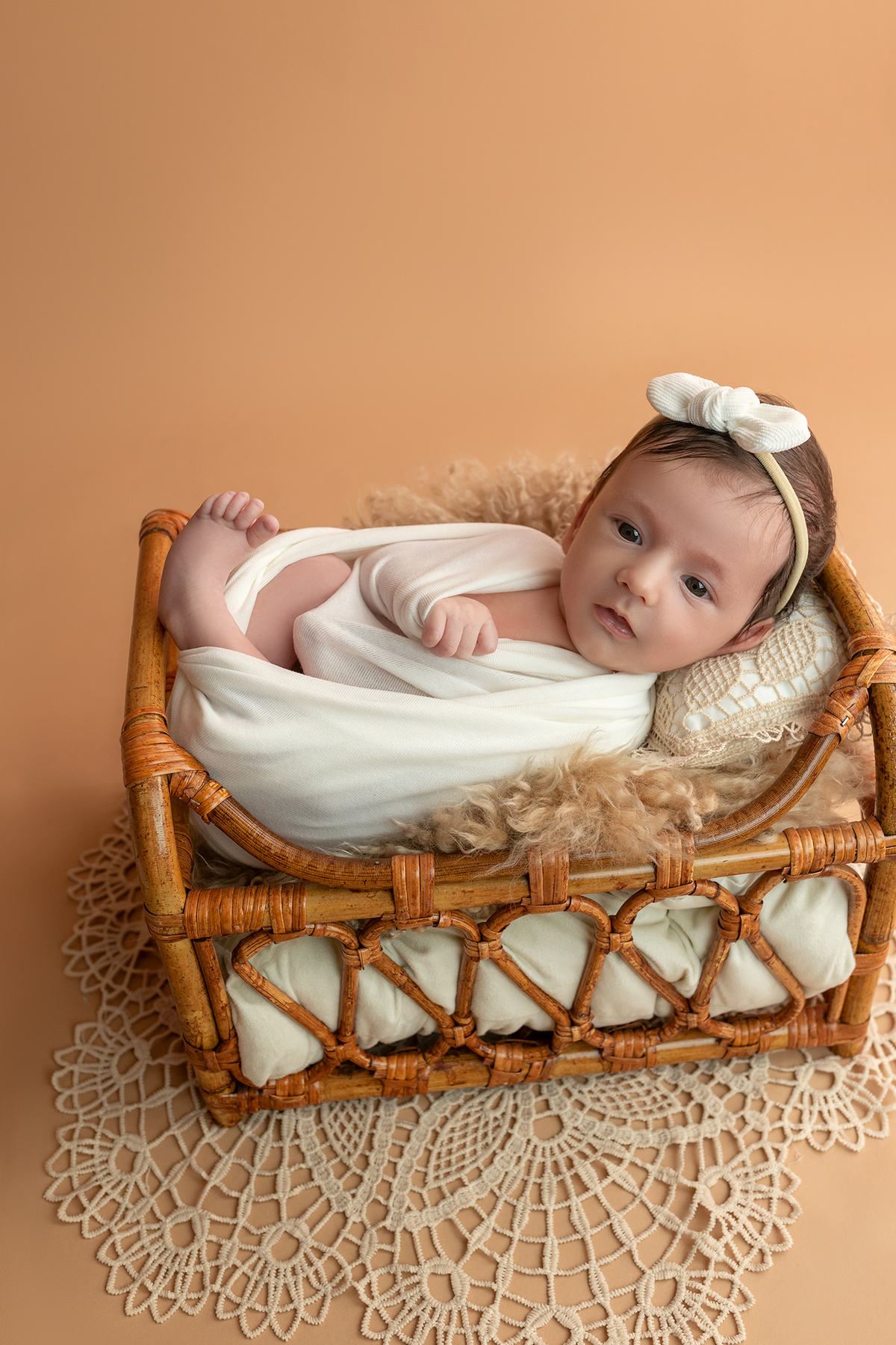 acompanhamento_mensal_fotografia_infantil_fotografia_bebe_ensaio_infantil_crescimento_bebe_primeiro_ano_estudio_fotografico_luz_estudio_maternidade_memorias_familia_criancas_felizes_espontaneidade_momentos_unicos_amor_familia