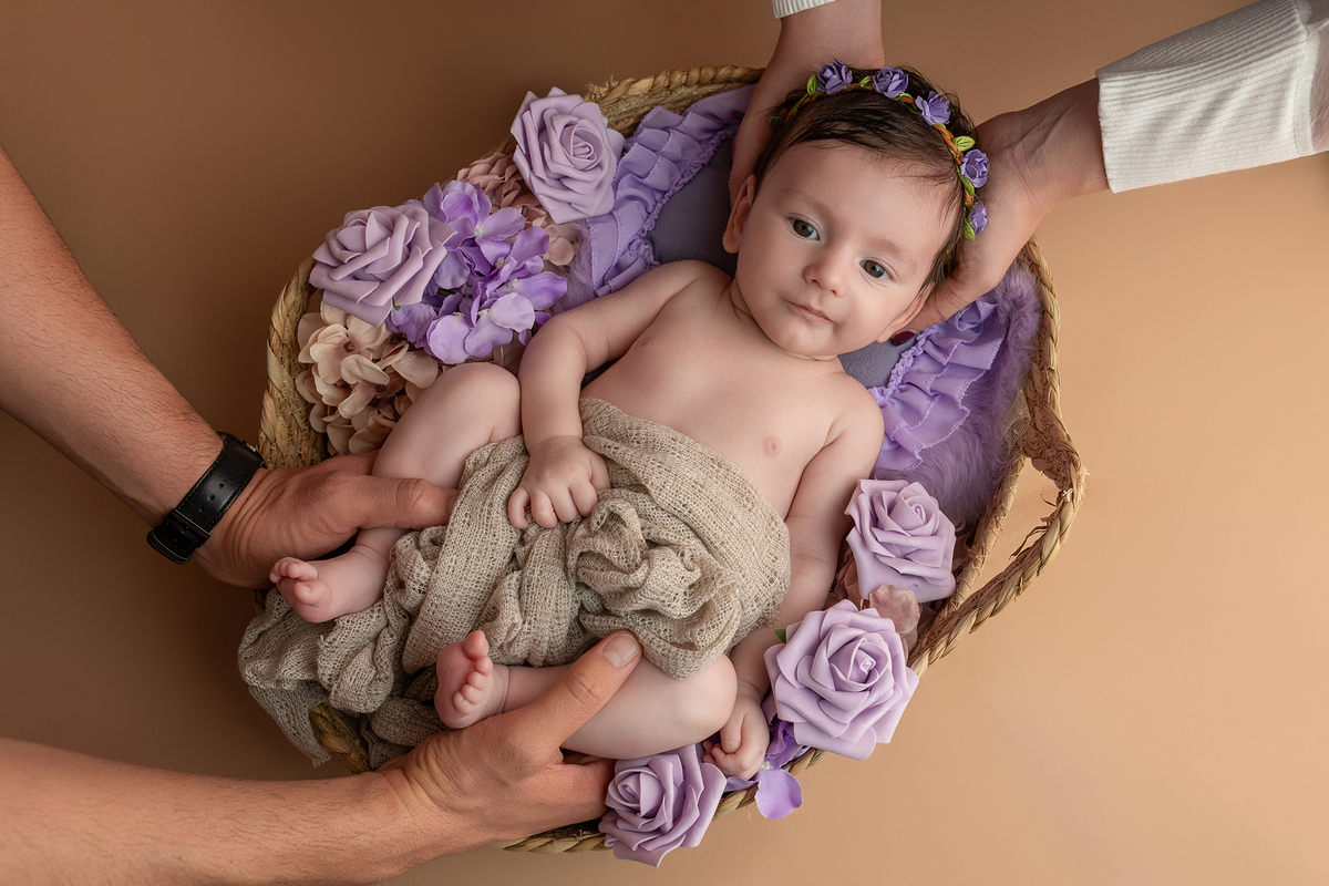 acompanhamento_mensal_fotografia_infantil_fotografia_bebe_ensaio_infantil_crescimento_bebe_primeiro_ano_estudio_fotografico_luz_estudio_maternidade_memorias_familia_criancas_felizes_espontaneidade_momentos_unicos_amor_familia