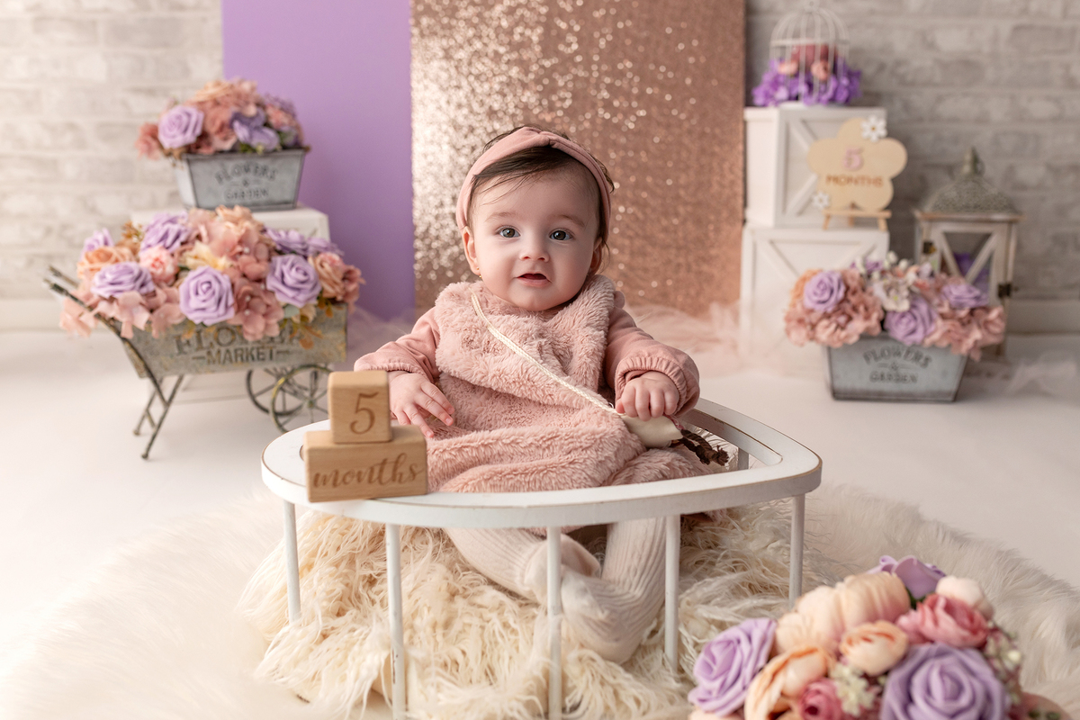 acompanhamento_mensal_fotografia_infantil_fotografia_bebe_ensaio_infantil_crescimento_bebe_primeiro_ano_estudio_fotografico_luz_estudio_maternidade_memorias_familia_criancas_felizes_espontaneidade_momentos_unicos_amor_familia