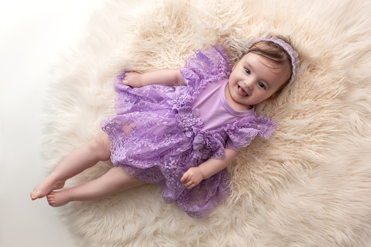 acompanhamento_mensal_fotografia_infantil_fotografia_bebe_ensaio_infantil_crescimento_bebe_primeiro_ano_estudio_fotografico_luz_estudio_maternidade_memorias_familia_criancas_felizes_espontaneidade_momentos_unicos_amor_familia