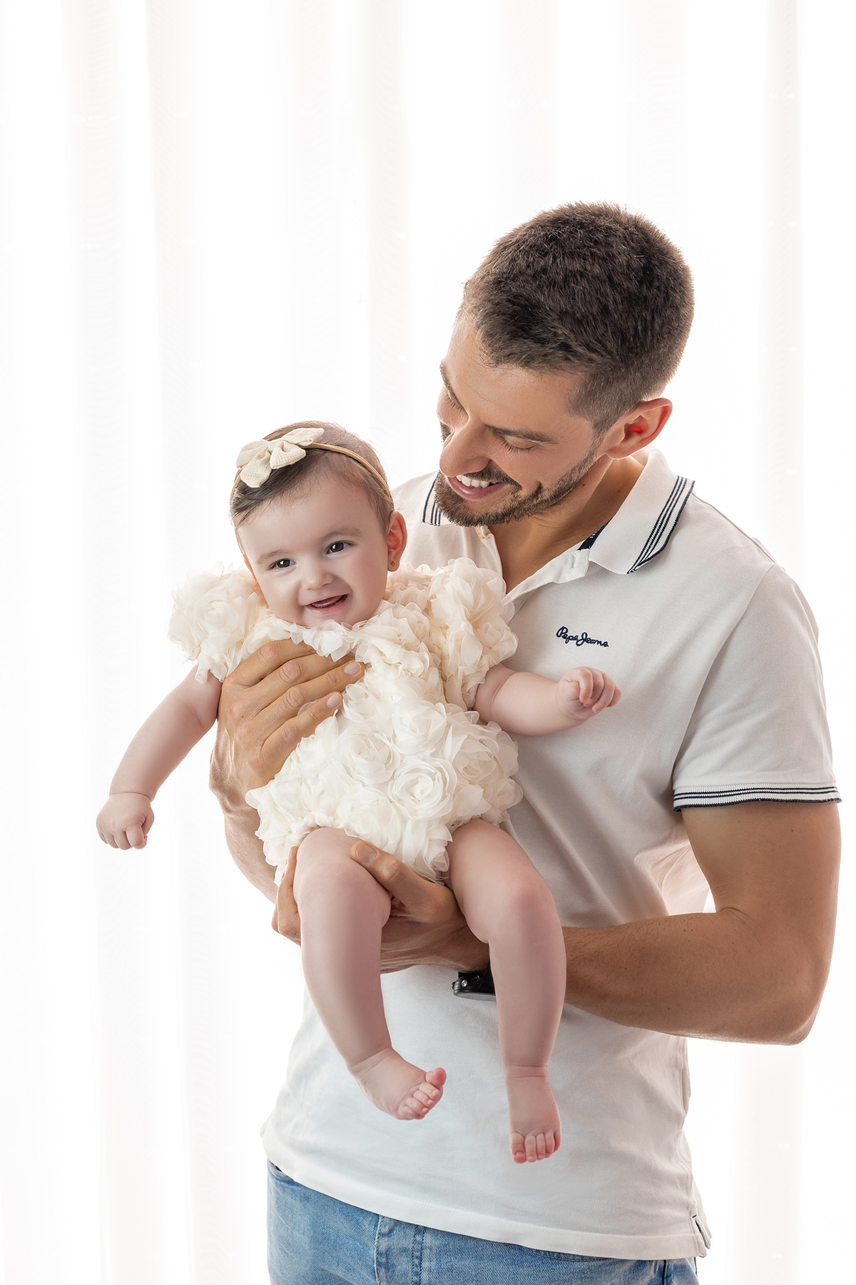 acompanhamento_mensal_fotografia_infantil_fotografia_bebe_ensaio_infantil_crescimento_bebe_primeiro_ano_estudio_fotografico_luz_estudio_maternidade_memorias_familia_criancas_felizes_espontaneidade_momentos_unicos_amor_familia