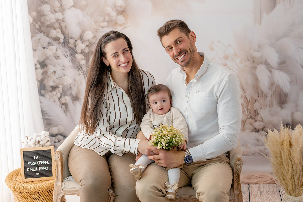 acompanhamento_mensal_fotografia_infantil_fotografia_bebe_ensaio_infantil_crescimento_bebe_primeiro_ano_estudio_fotografico_luz_estudio_maternidade_memorias_familia_criancas_felizes_espontaneidade_momentos_unicos_amor_familia