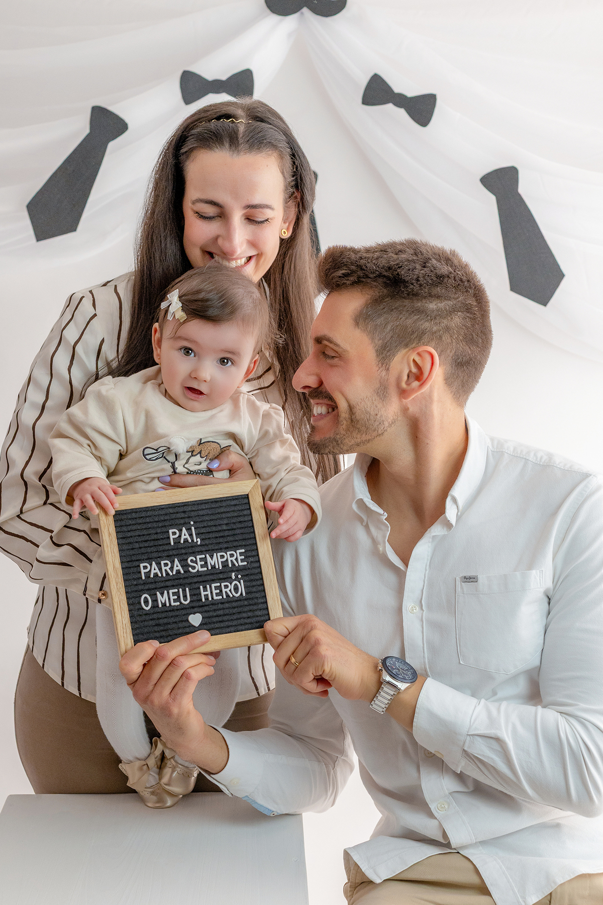acompanhamento_mensal_fotografia_infantil_fotografia_bebe_ensaio_infantil_crescimento_bebe_primeiro_ano_estudio_fotografico_luz_estudio_maternidade_memorias_familia_criancas_felizes_espontaneidade_momentos_unicos_amor_familia