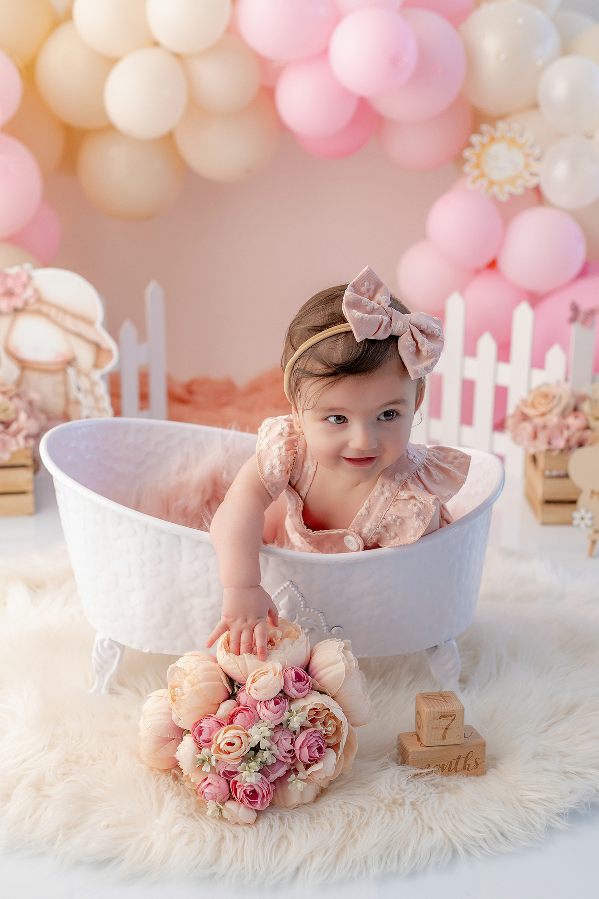 acompanhamento_mensal_fotografia_infantil_fotografia_bebe_ensaio_infantil_crescimento_bebe_primeiro_ano_estudio_fotografico_luz_estudio_maternidade_memorias_familia_criancas_felizes_espontaneidade_momentos_unicos_amor_familia